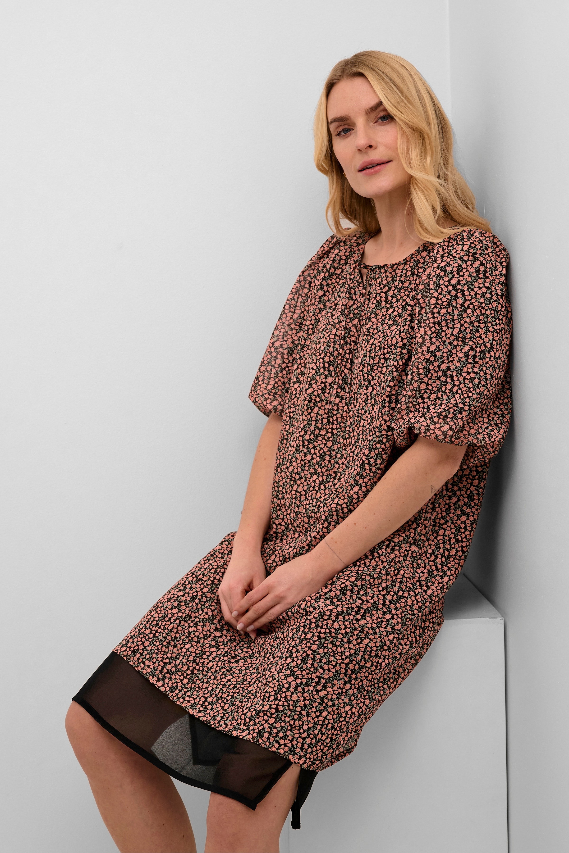 BPtora Klänning LOOKBOOK DETAIL 10590431-104330B