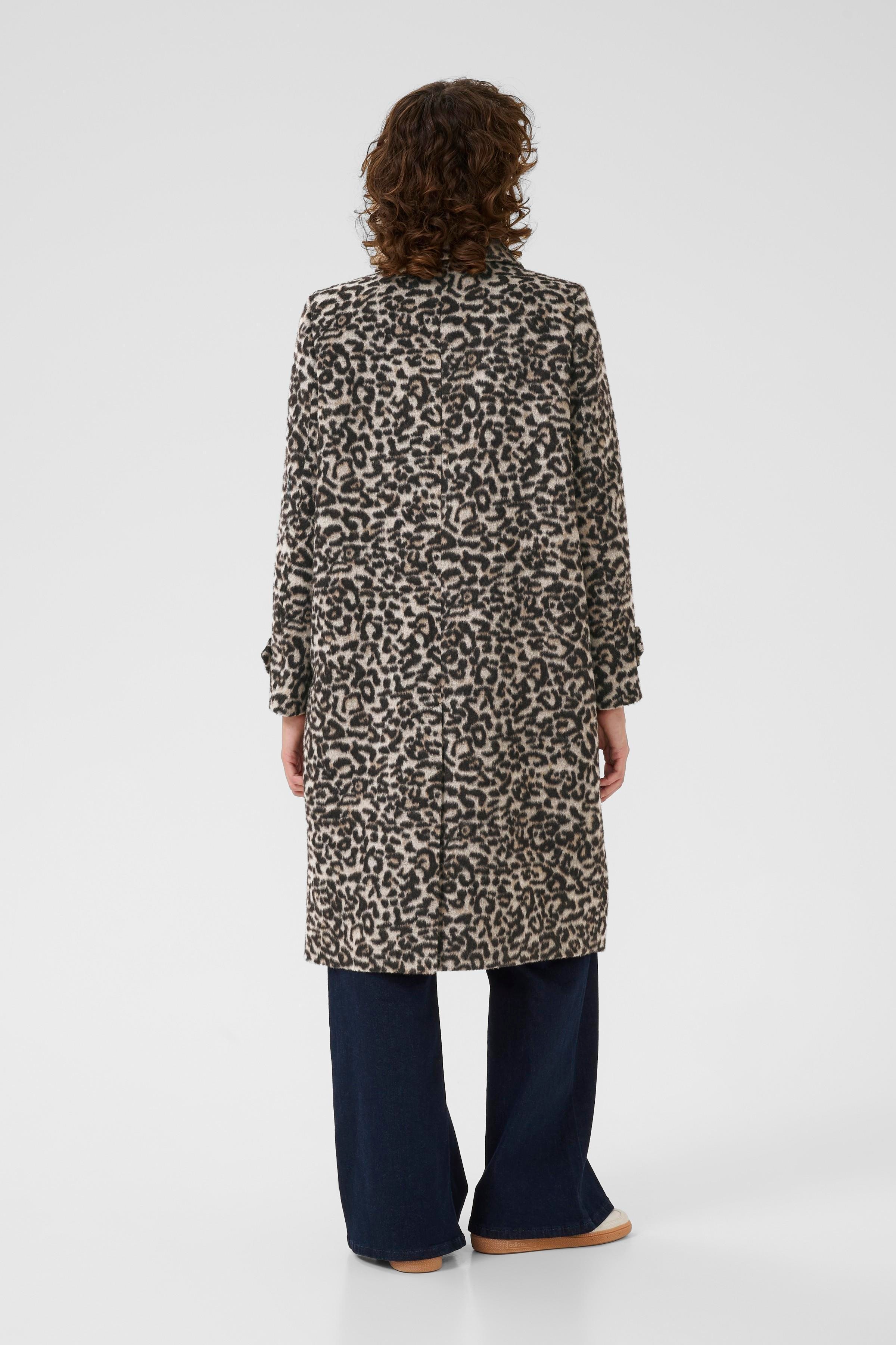SuzyPW Coat LOOKBOOK BACK 30309747-303859