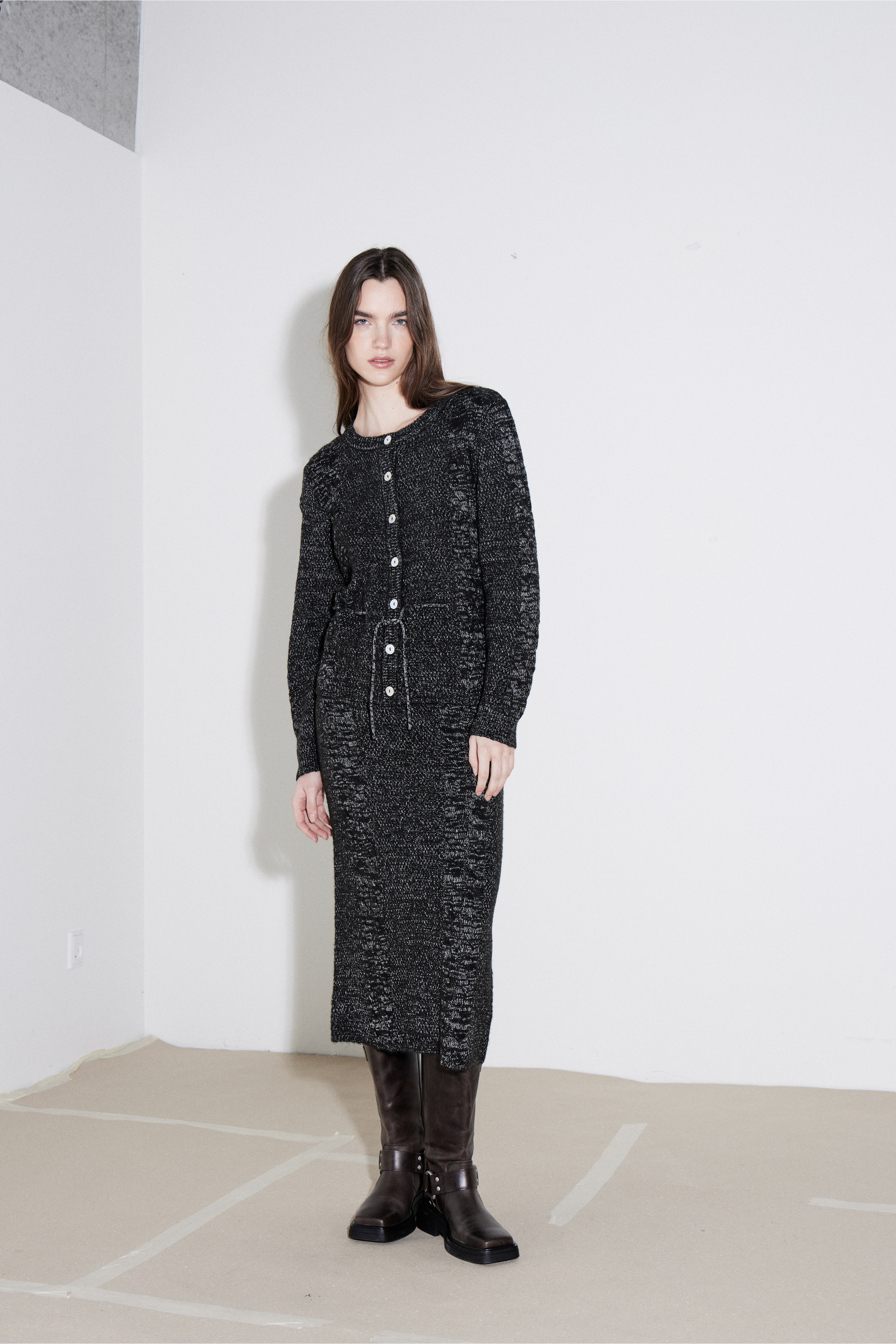 IHODANSA Cardigan LOCATION NONE 20121805-1940081