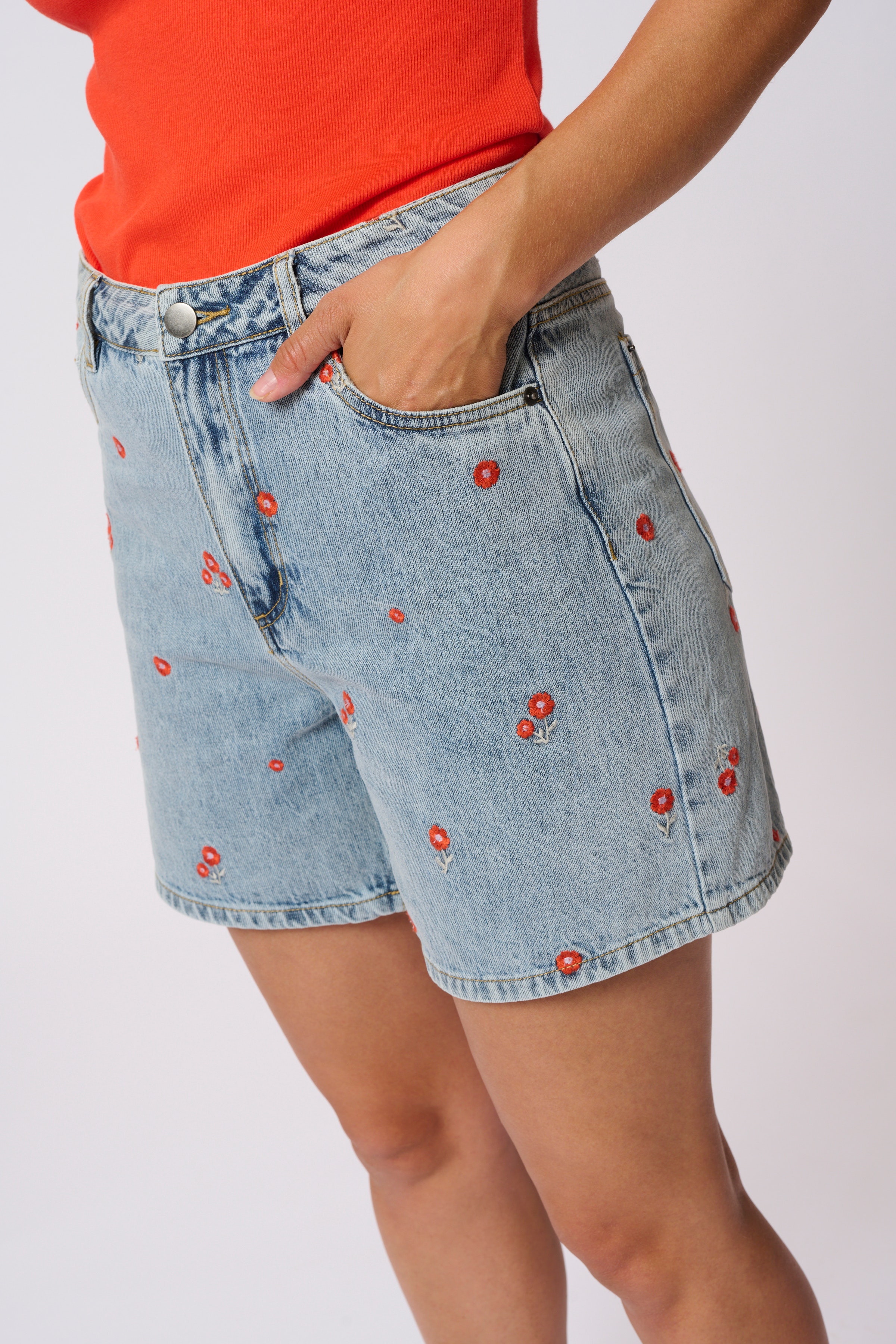 KAbabeth Denimshorts LOOKBOOK DETAIL 10507494-107727