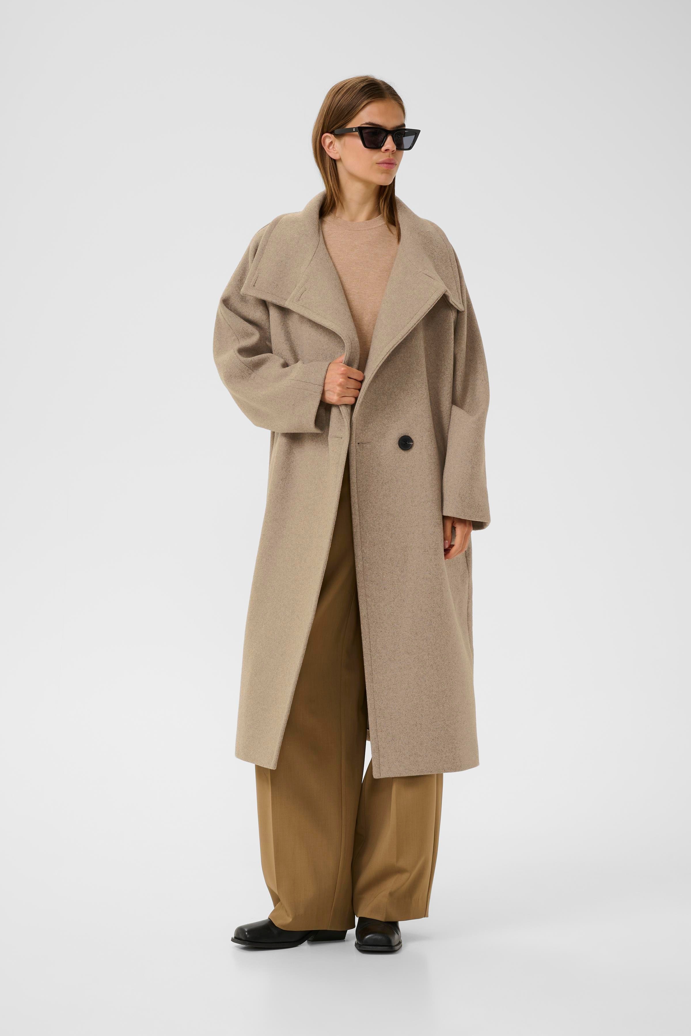 ThoraIW Collar Mantel LOOKBOOK BACK 30111083-1813041