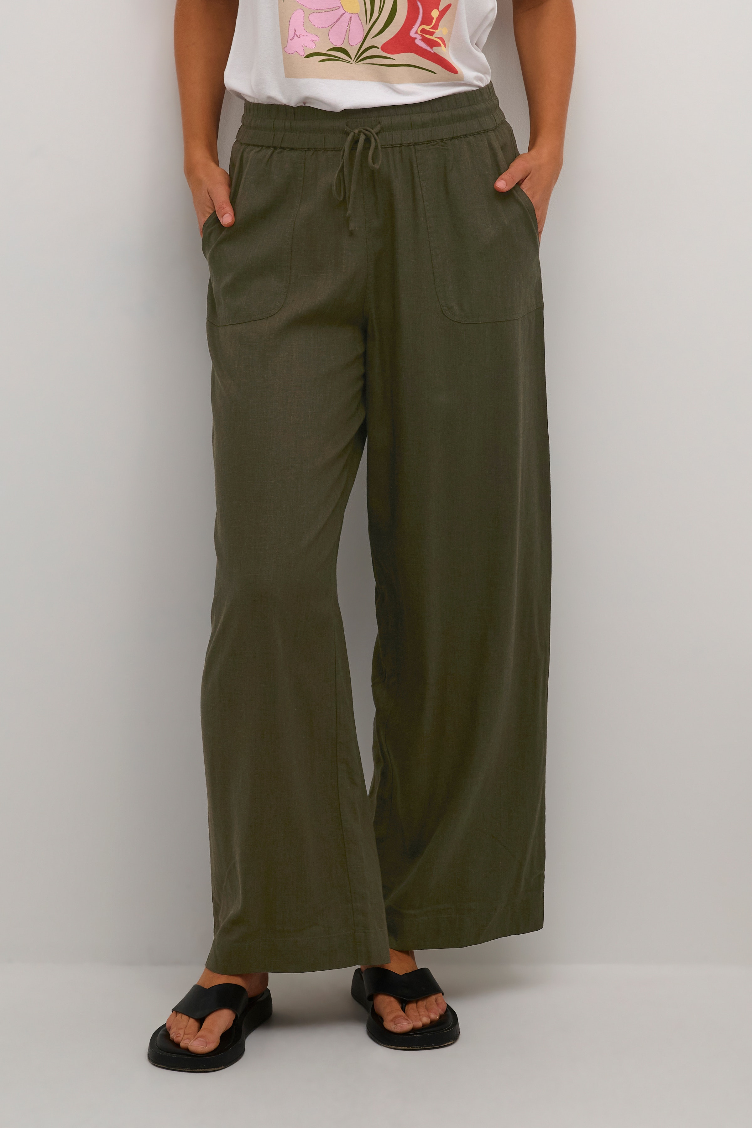 KAmilia Linen trousers LOOKBOOK FRONT 10508314-190414