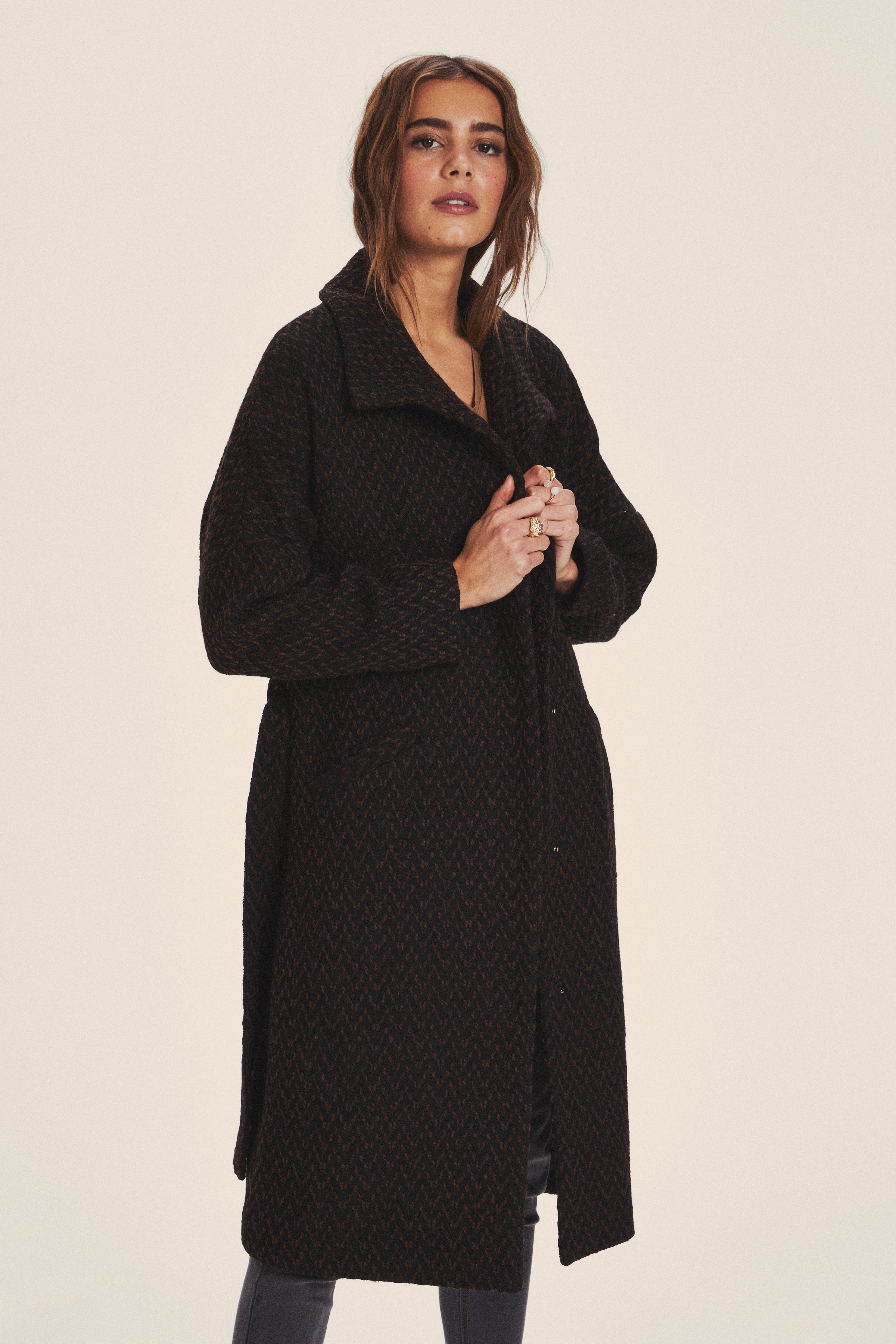 CRMalle coat | Ytterplagg LOOKBOOK FRONT 10608405-101521