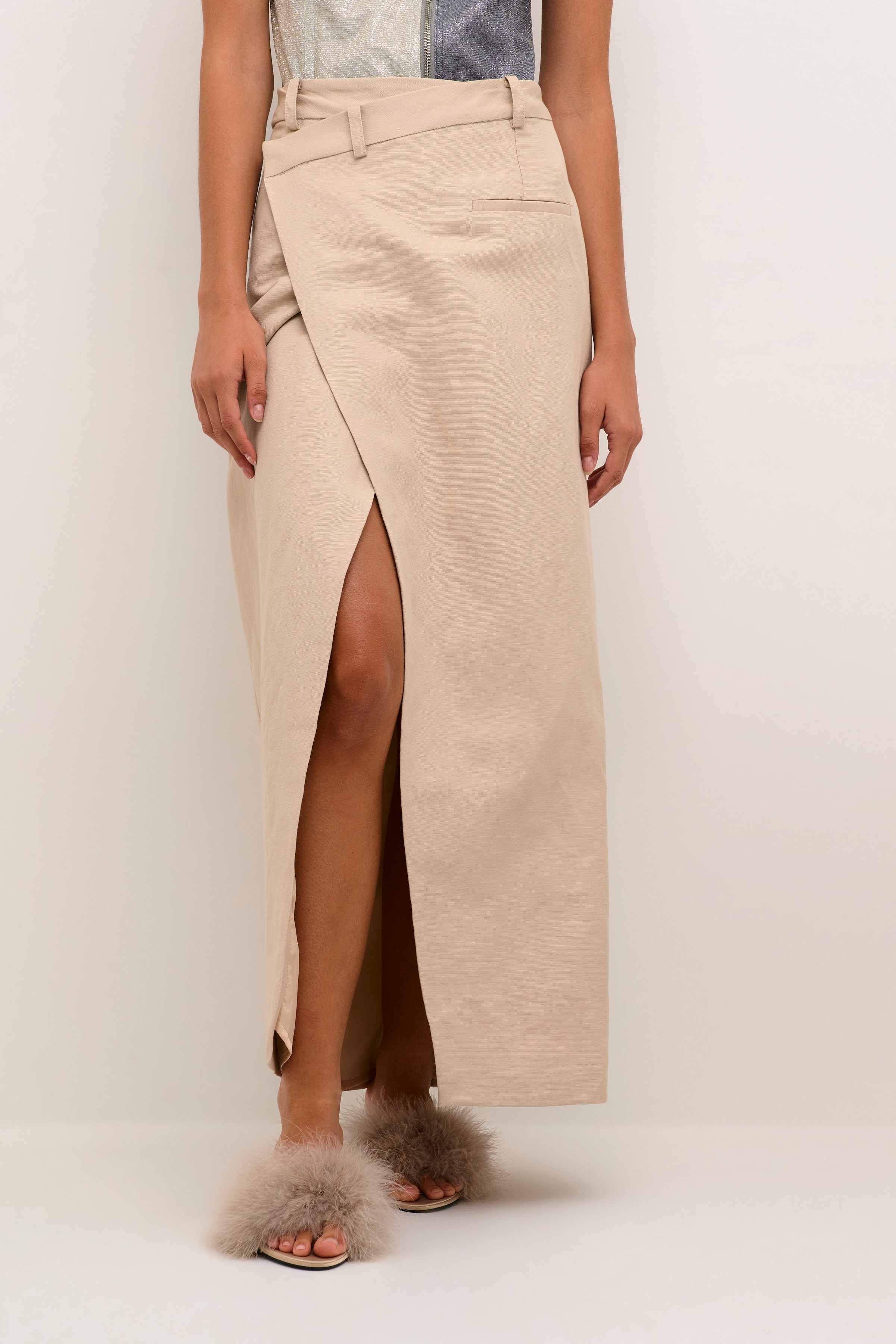 ObiKB Linen skirt LOOKBOOK FRONT 10104945-141106