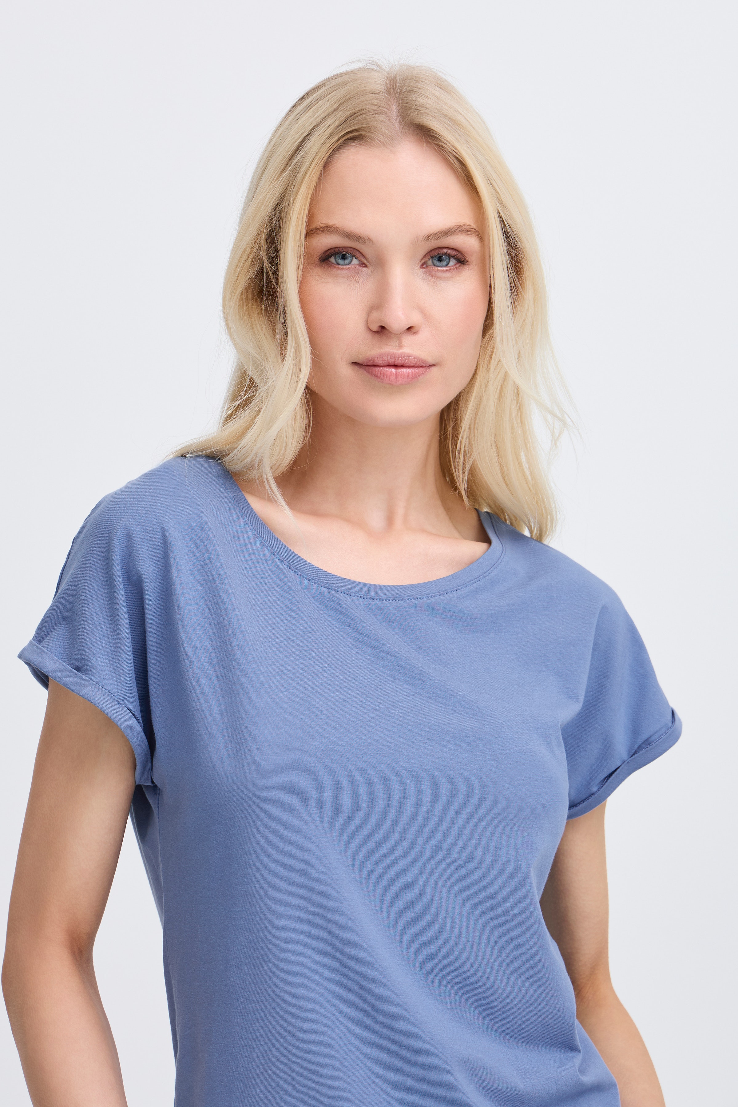 PaBYPamila mila T-shirt LOOKBOOK DETAIL 20804205-174028