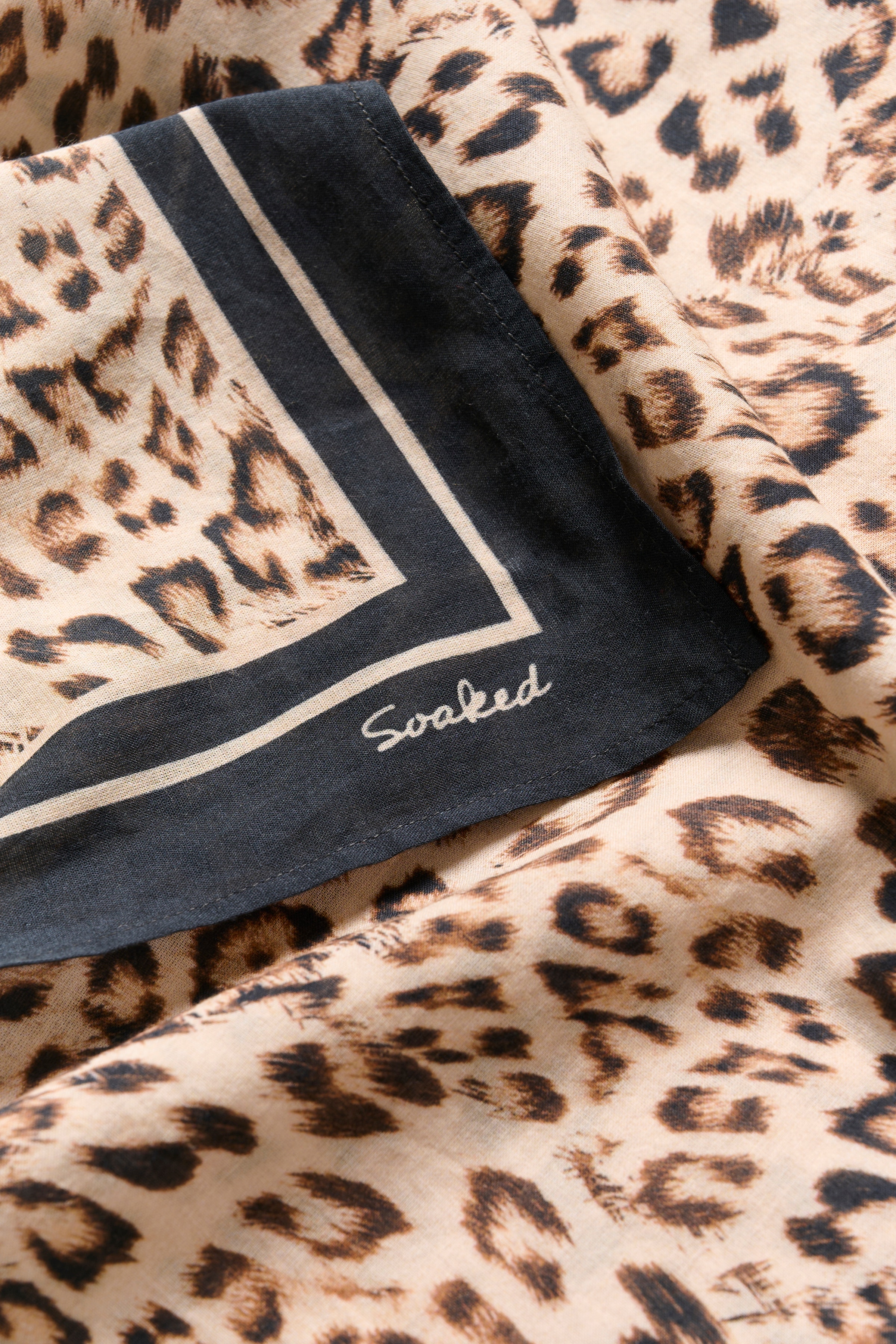 SLElkie Tuch PACK DETAIL 30408481-304037