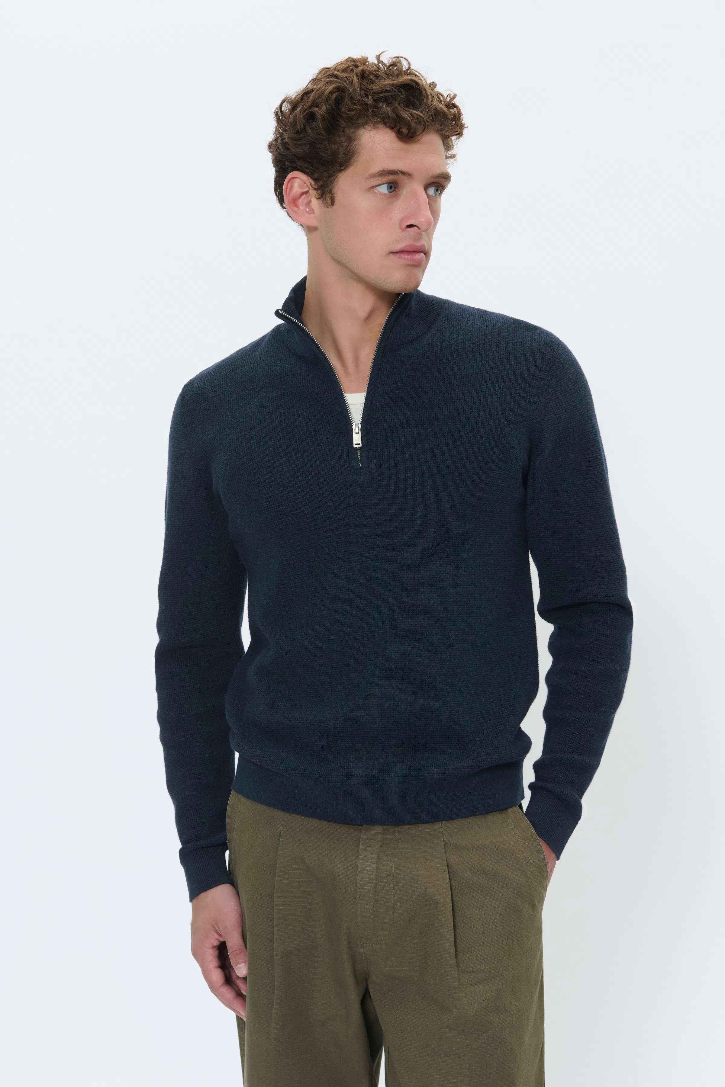 MAlagoon Half-Zip Pullover PACK FRONT 30207192-1940111