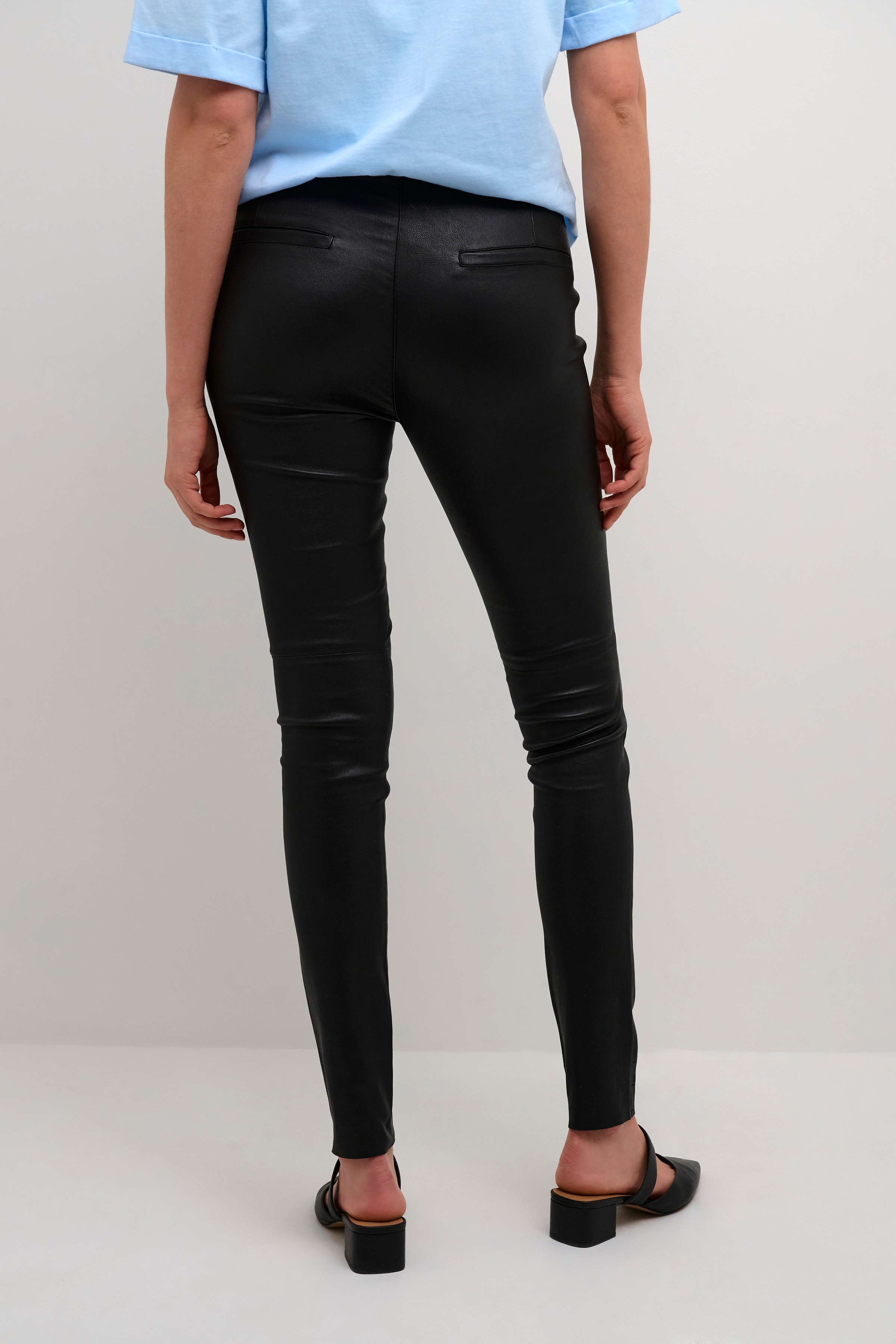 MemeKB Leather trousers LOOKBOOK FRONT 10102014-40909