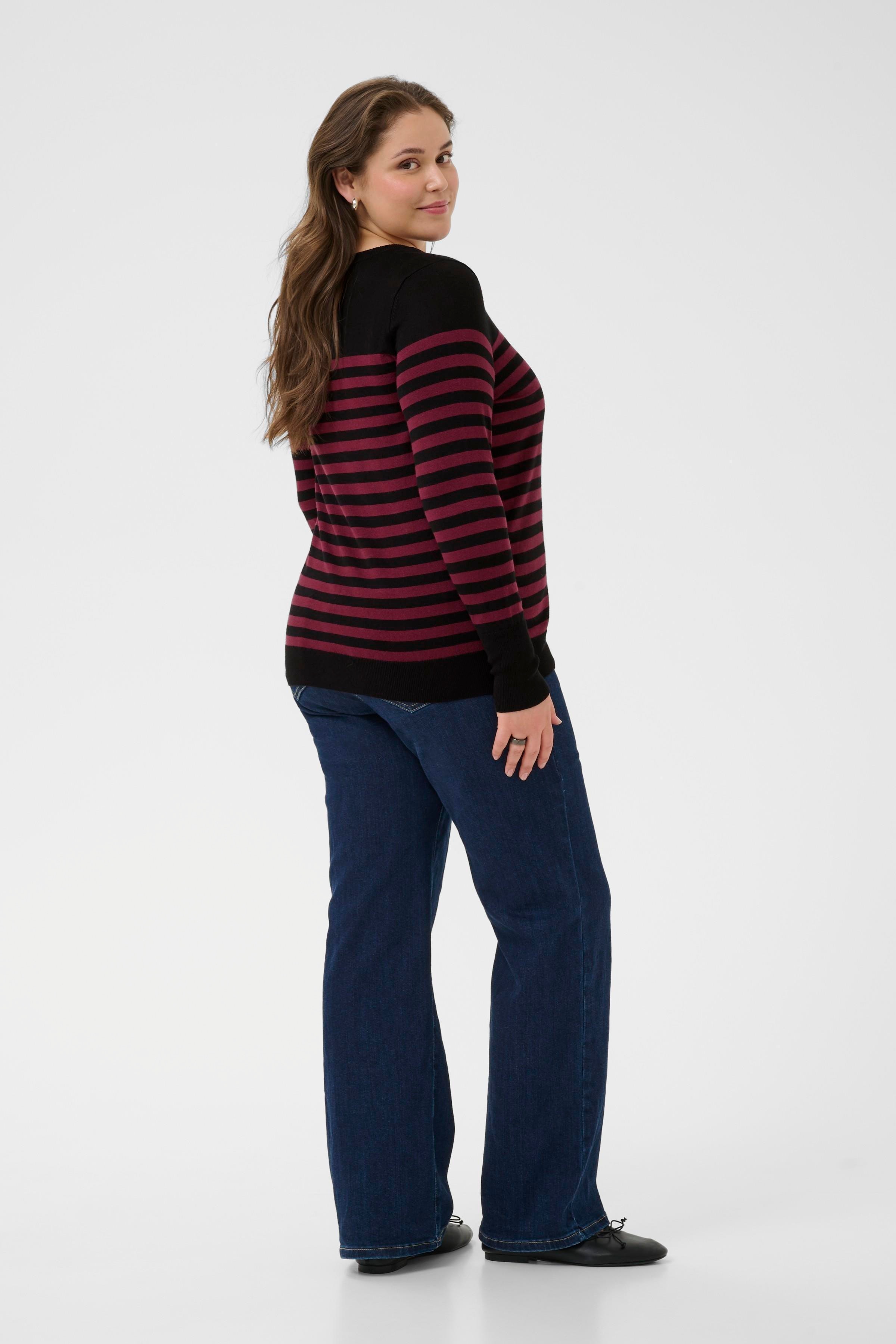 KClizzy Cardigan LOOKBOOK BACK 10583704-108804