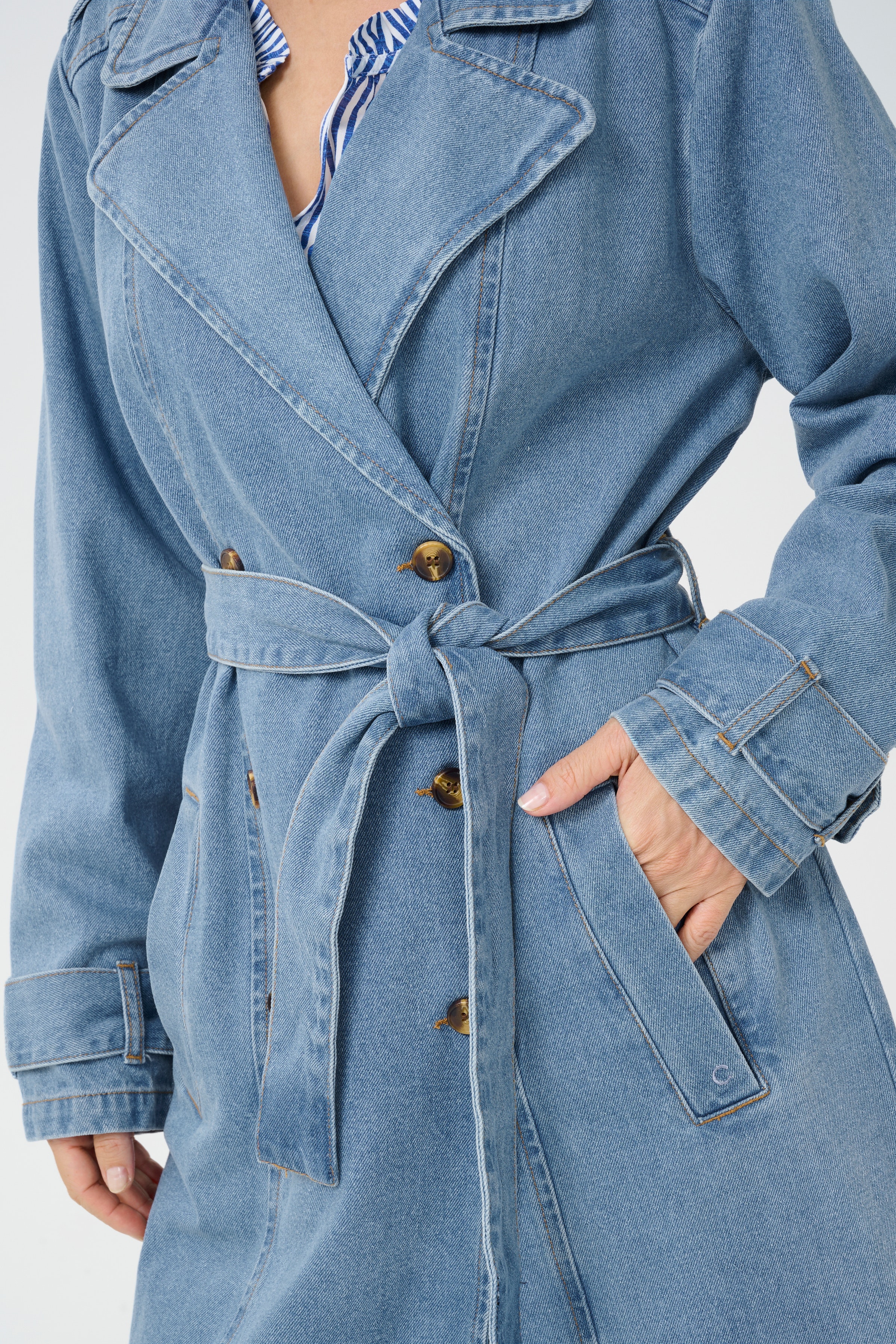 CRMika Denim Trenchcoat LOOKBOOK DETAIL 10612369-104047