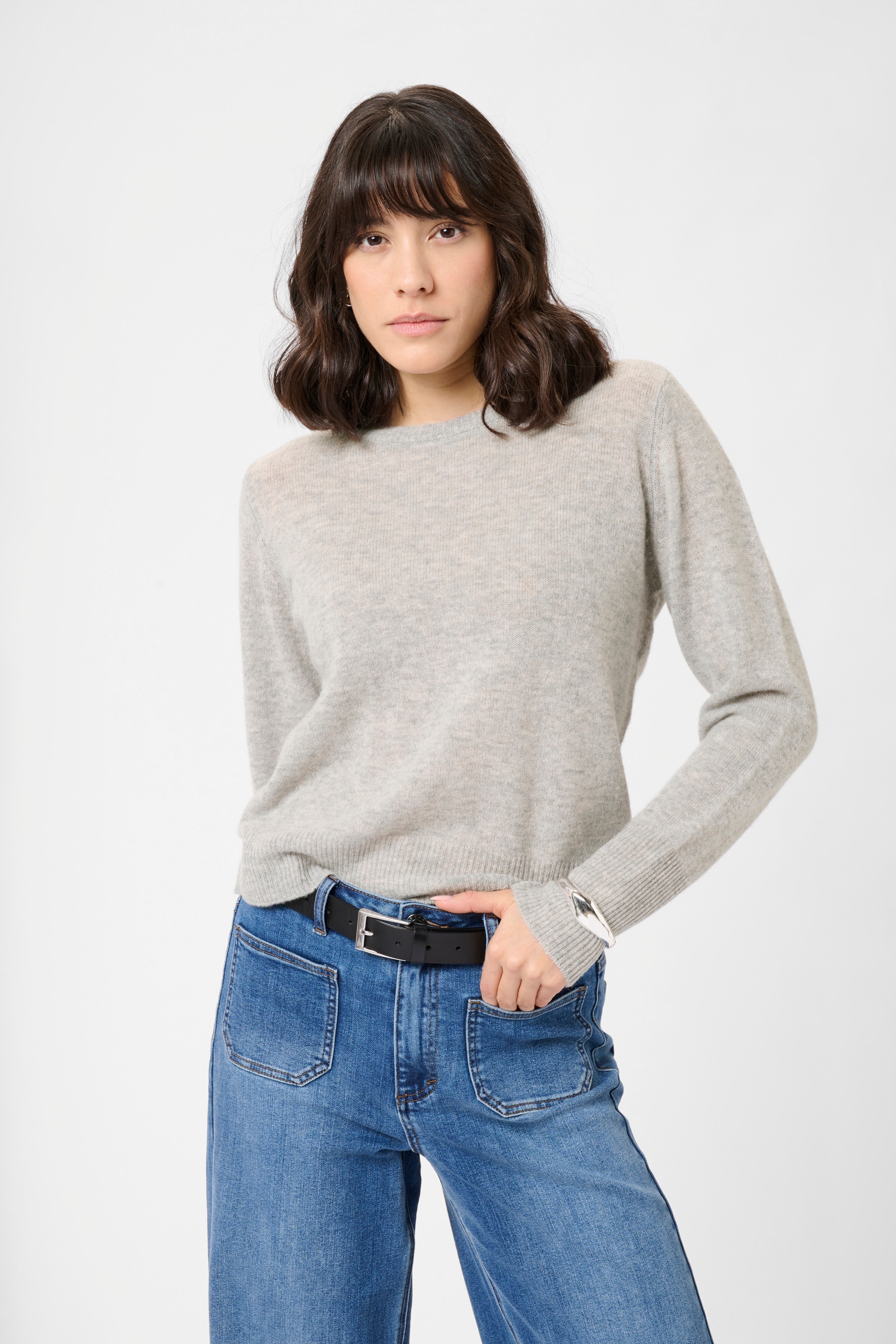 KAcashie Pullover LOOKBOOK FRONT 10510873-100123