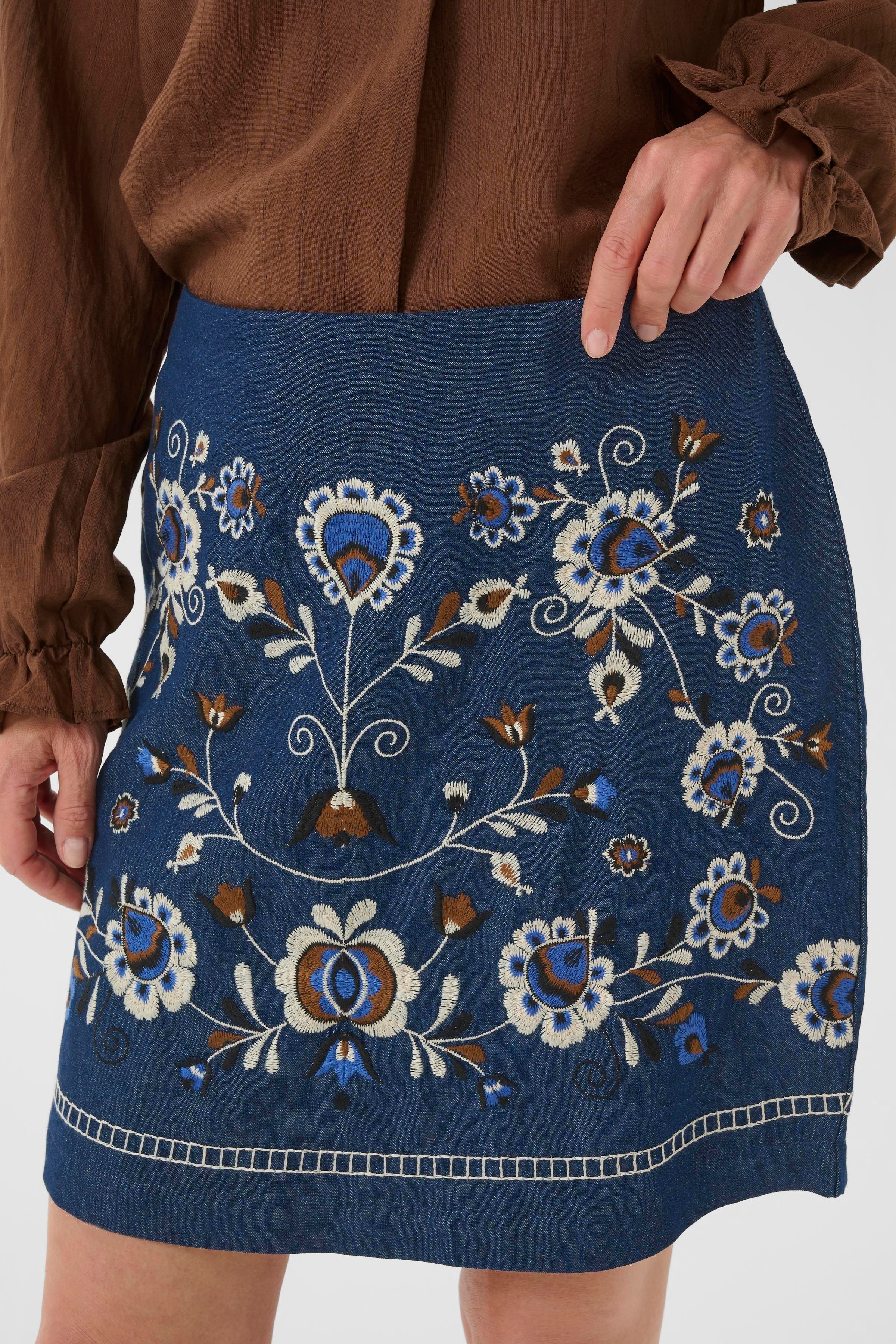CRGro Jupe LOOKBOOK DETAIL 10614291-108408
