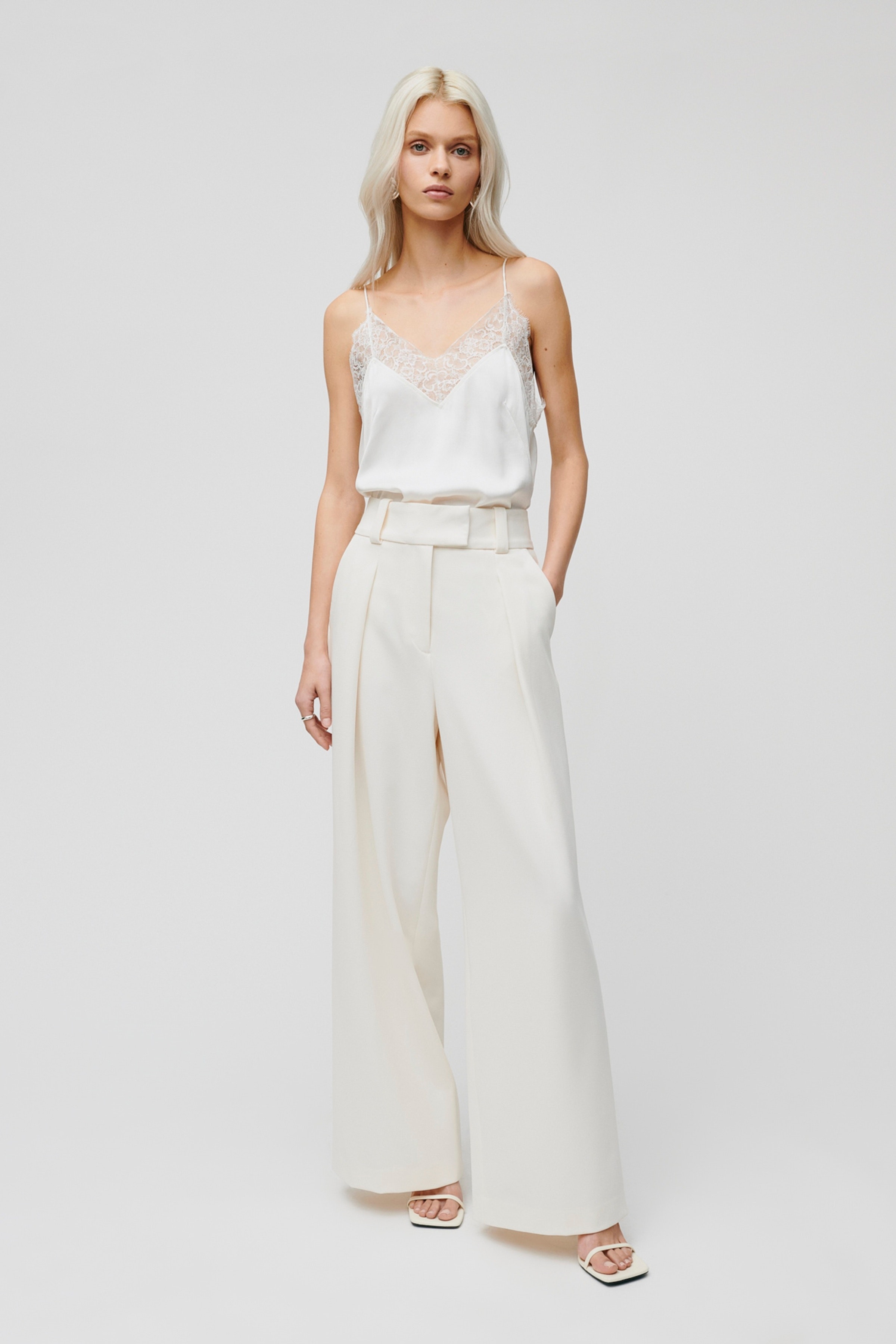 PEONY Trousers LOOKBOOK FRONT 30600550-WH011