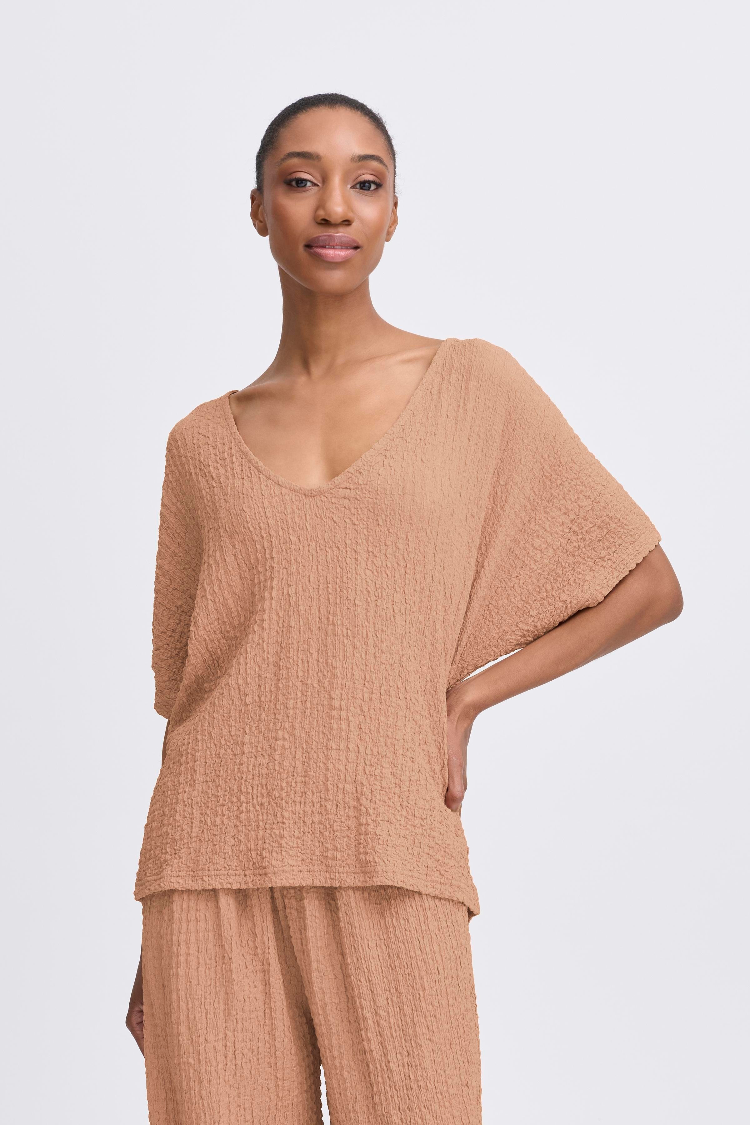 BYUMMI T-shirt LOOKBOOK FRONT 20816885-171227