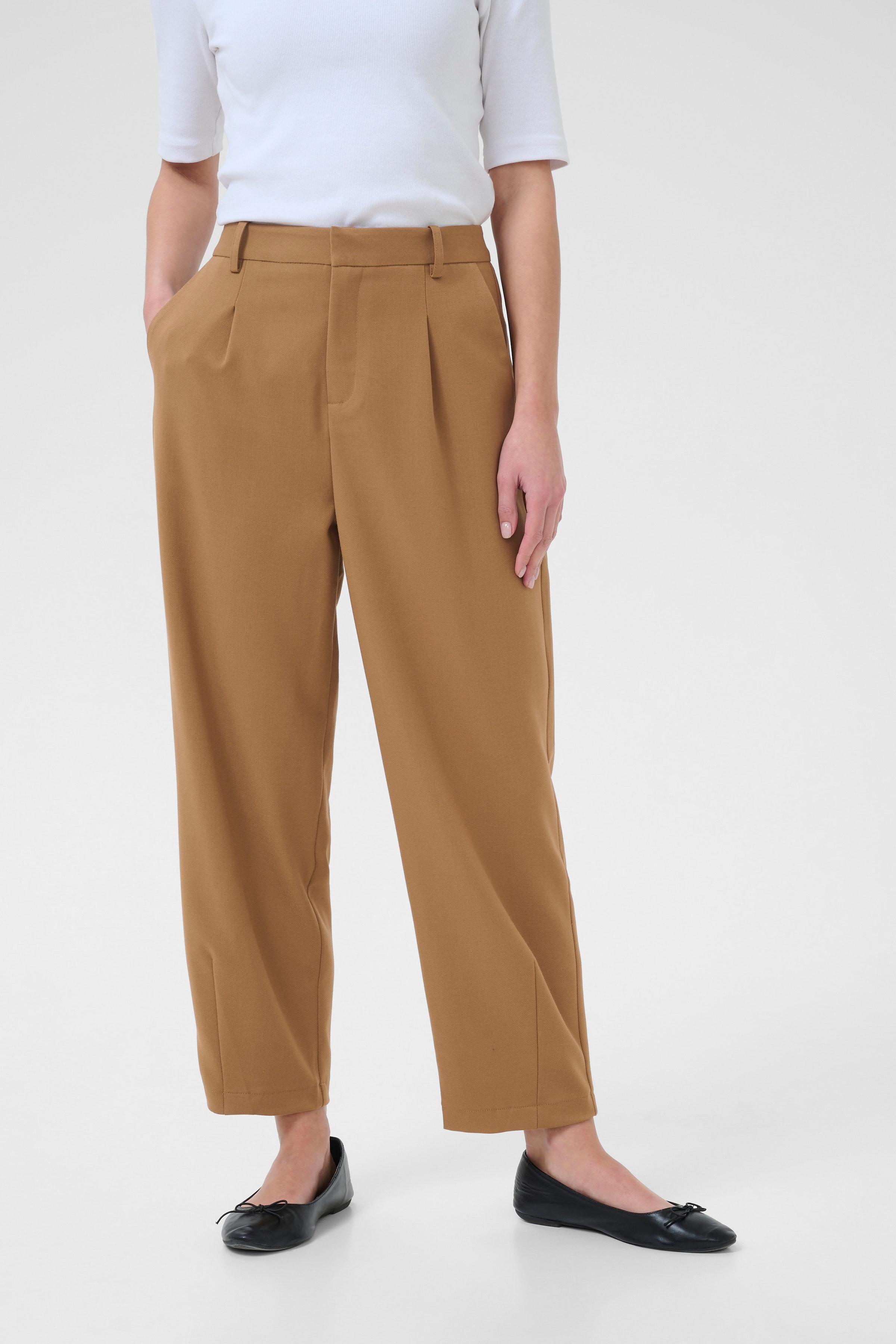 KAmerle Hose LOOKBOOK FRONT 10504769-181029