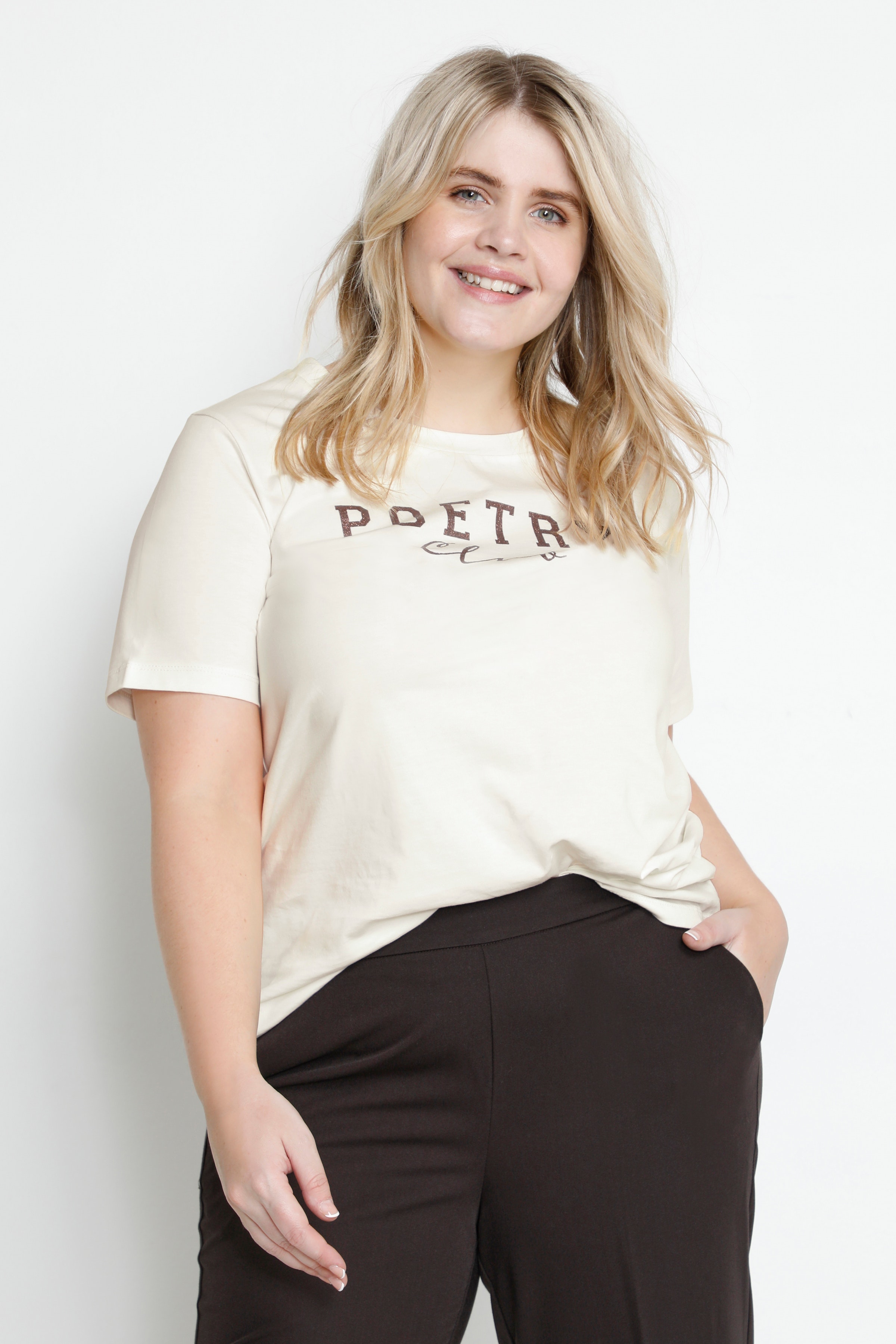 KCmerikka T-shirt LOOKBOOK FRONT 10580943-110602