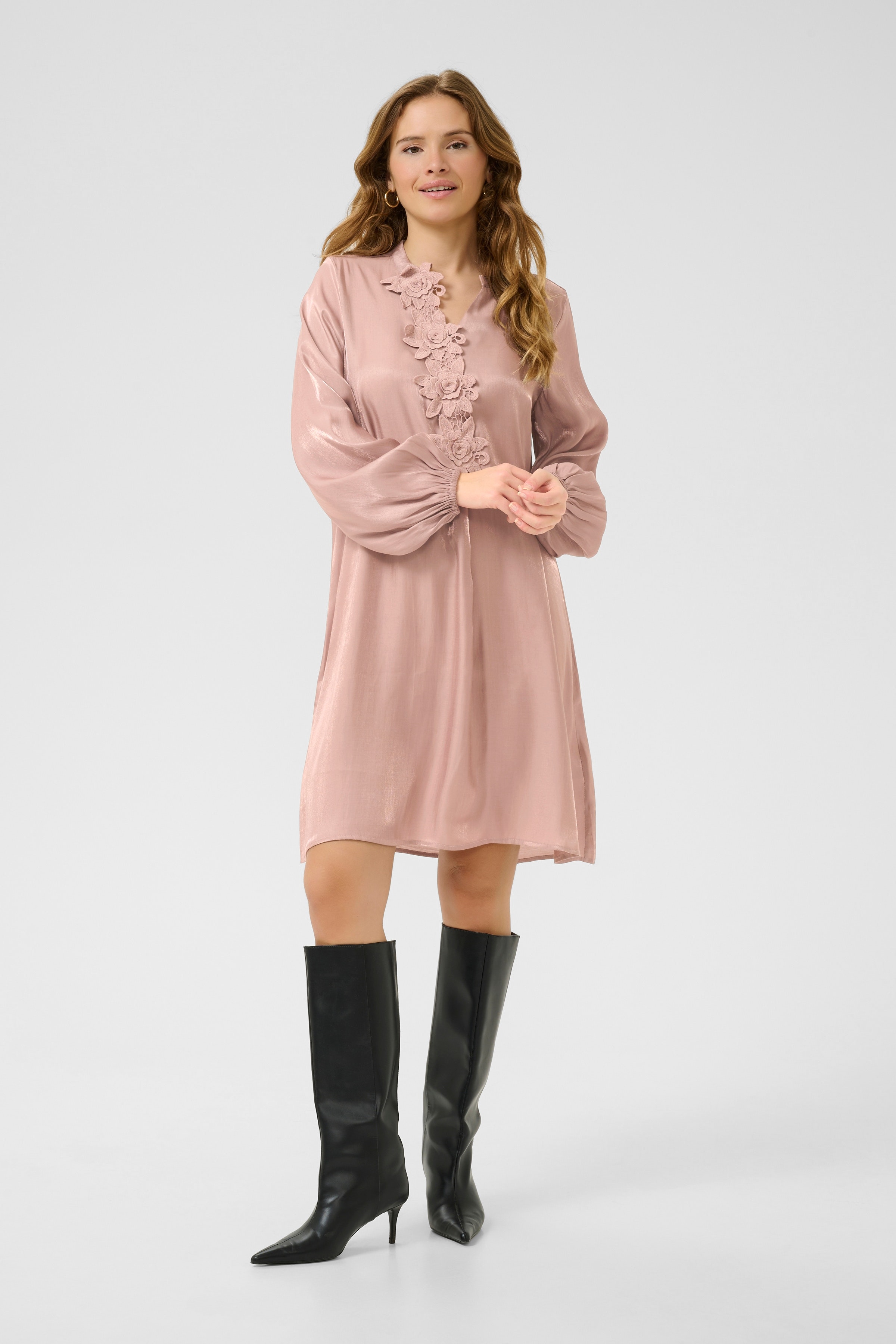 CUfiola Kjole LOOKBOOK FRONT 50112463-161806