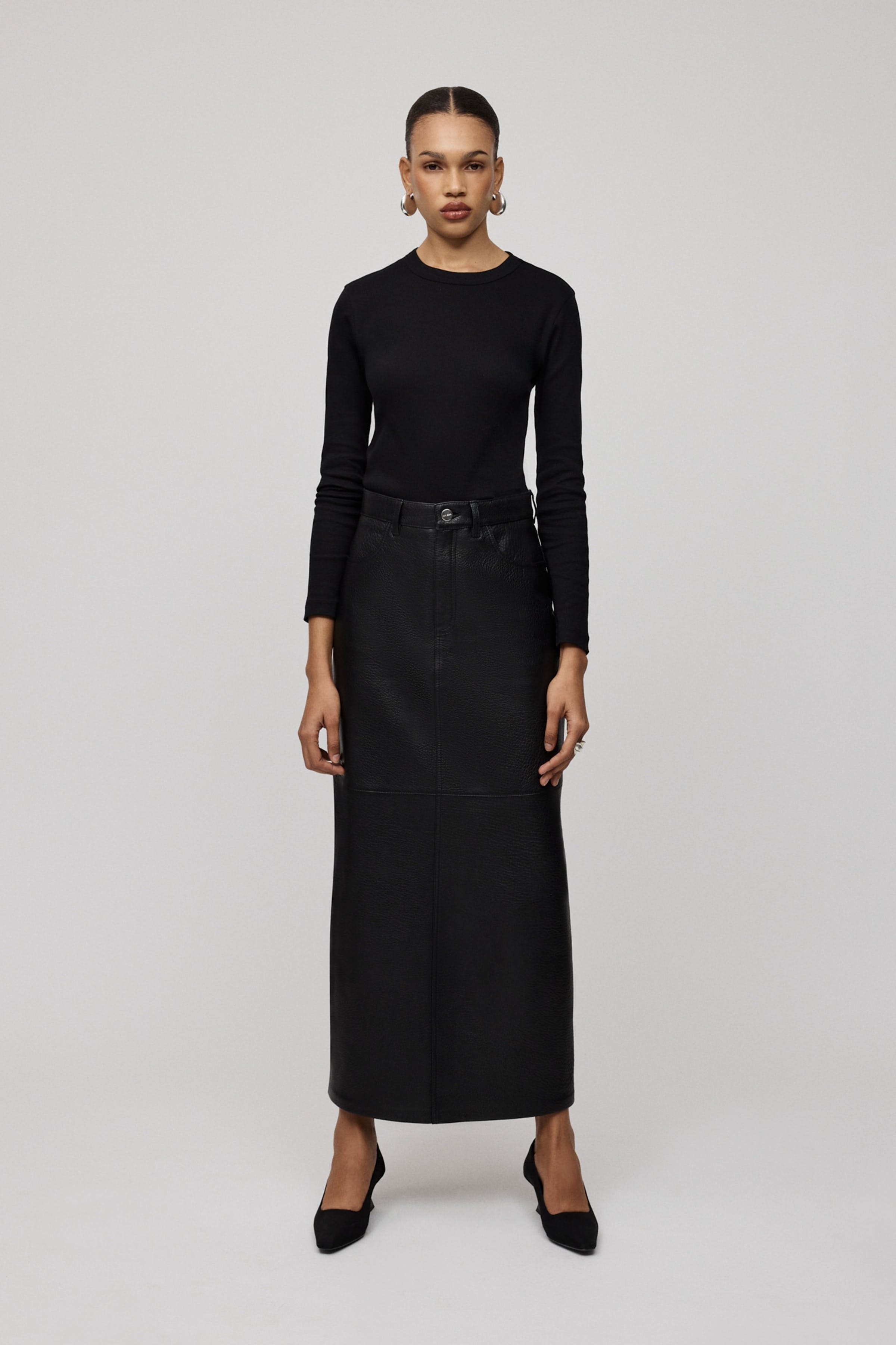 LISANNE Skirt LOOKBOOK FRONT 30600688-BK999