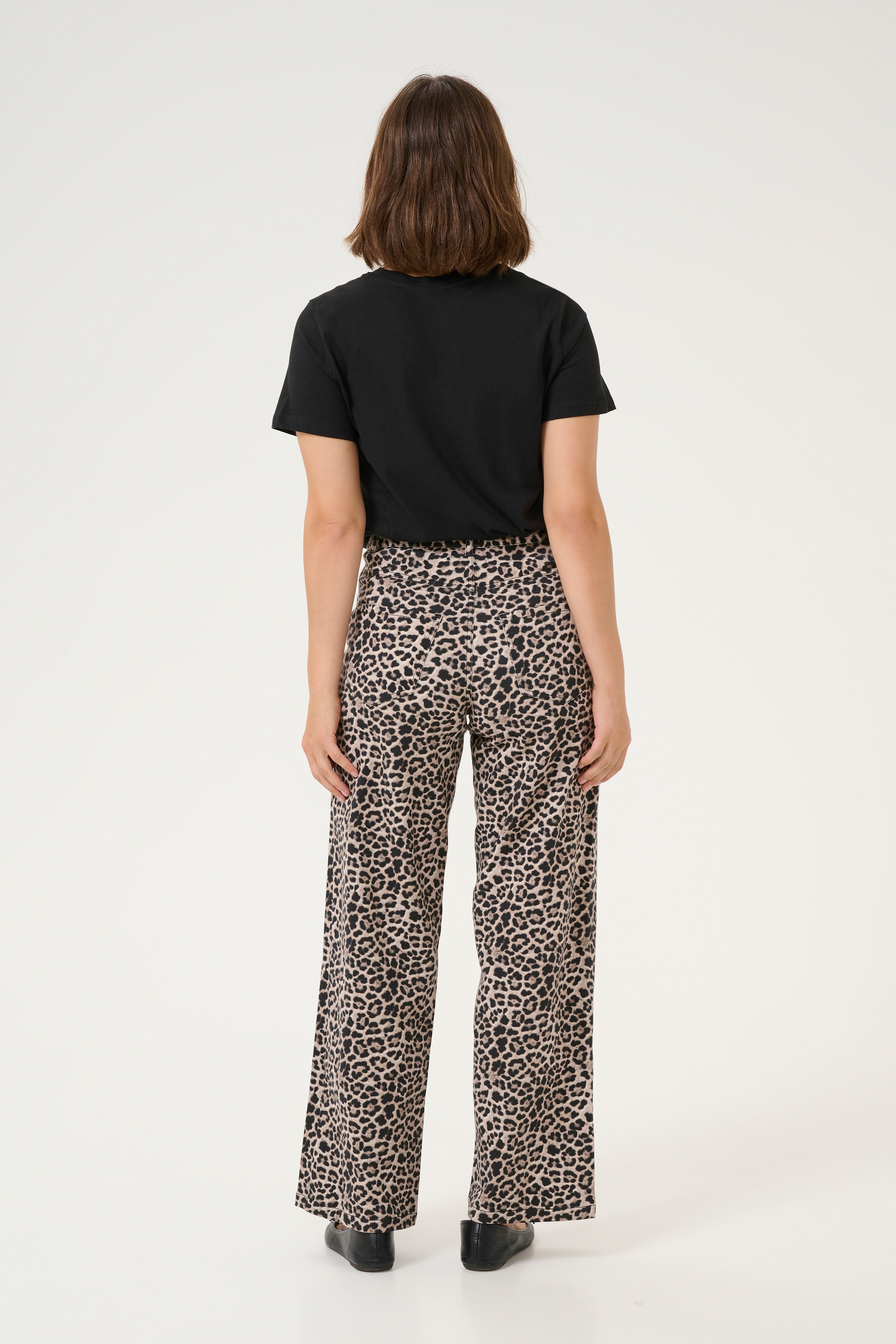 KAleonora Leopard jeans LOOKBOOK BACK 10510031-107537