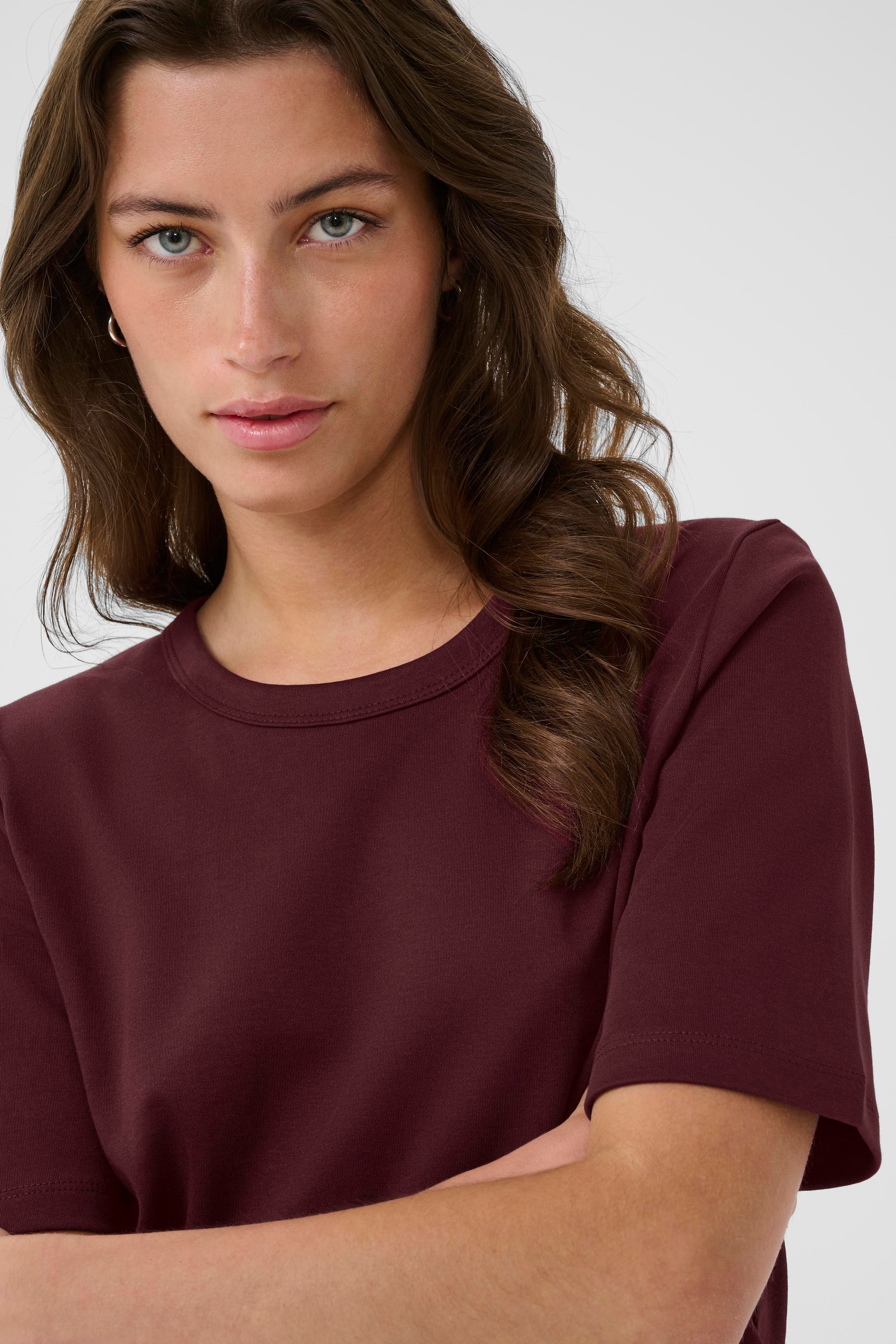 RatanaPW T-shirt LOOKBOOK FRONT 30309870-191725