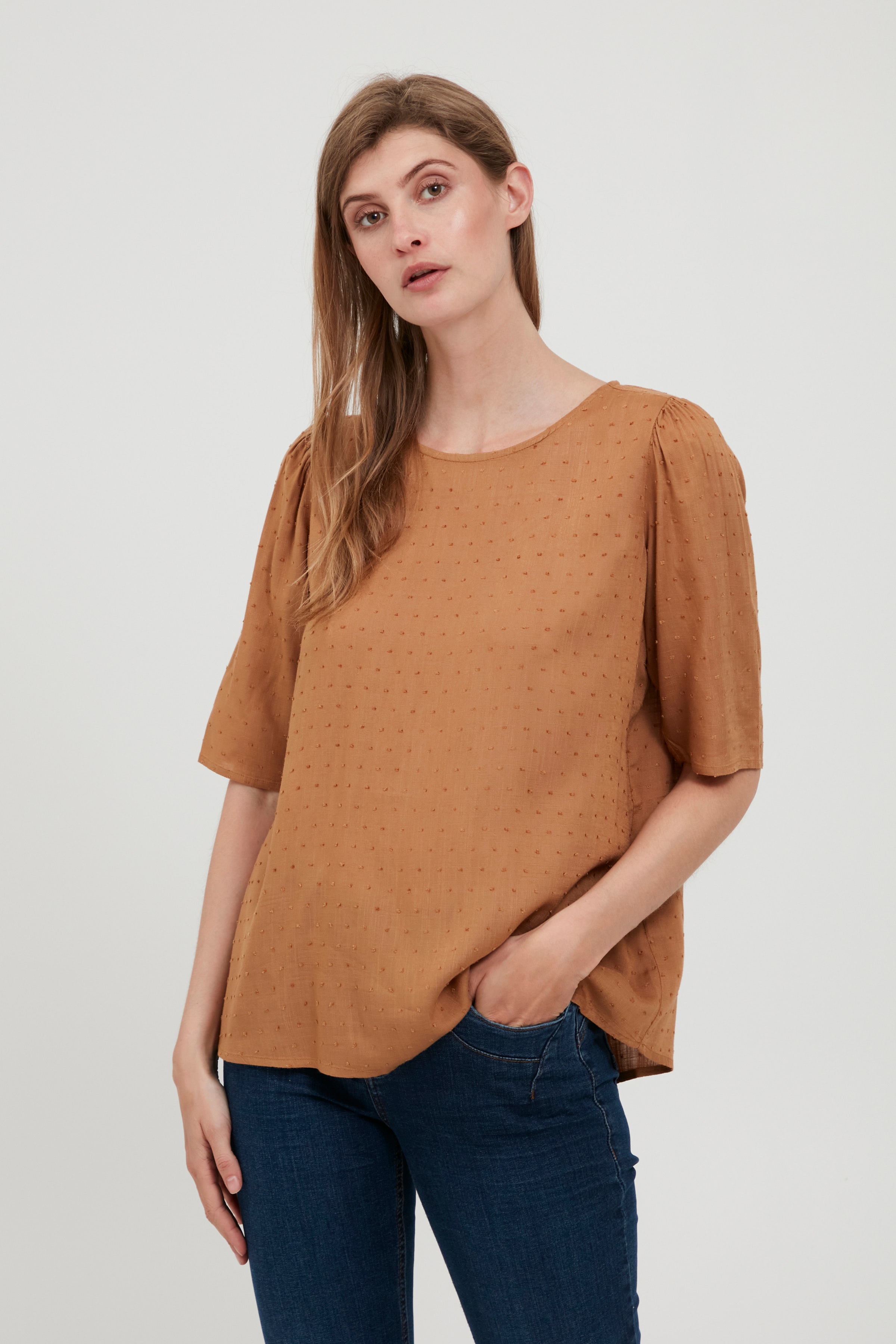 Kortærmet bluse LOOKBOOK FRONT 20609829-171327