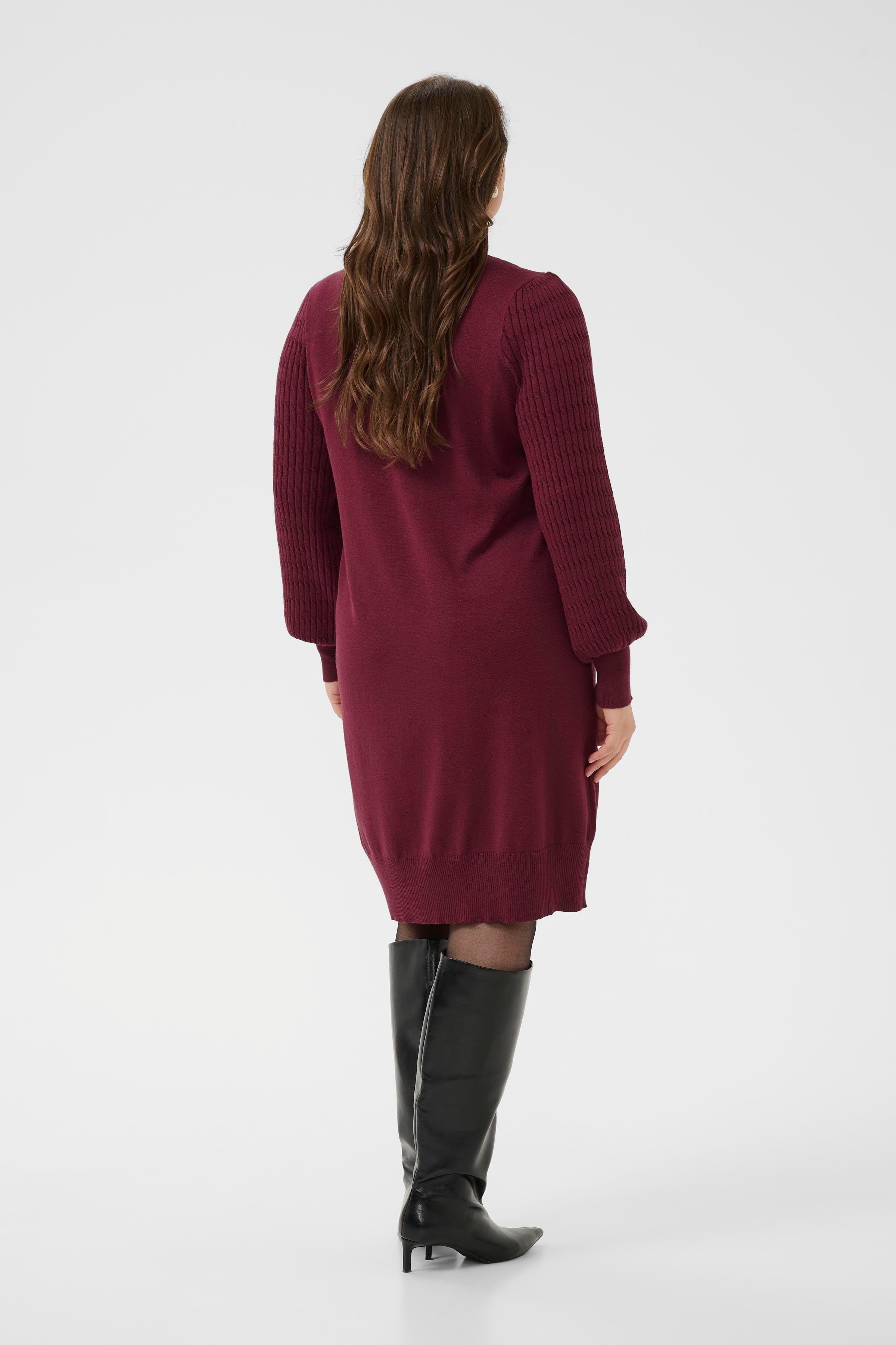 KClini Kleid LOOKBOOK BACK 10582597-191528