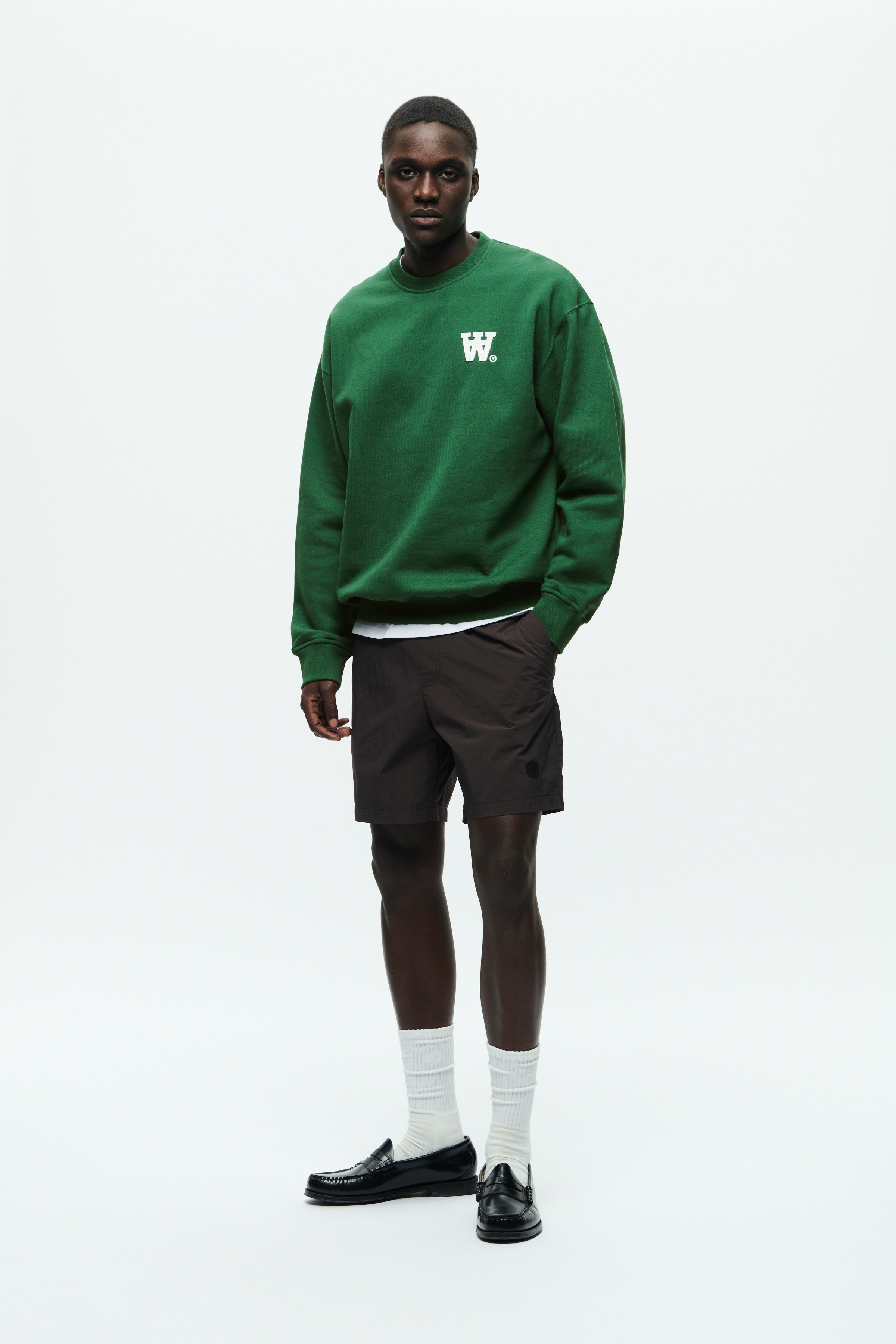 WWNoel Sweatshirt LOOKBOOK FRONT 30251432-196050