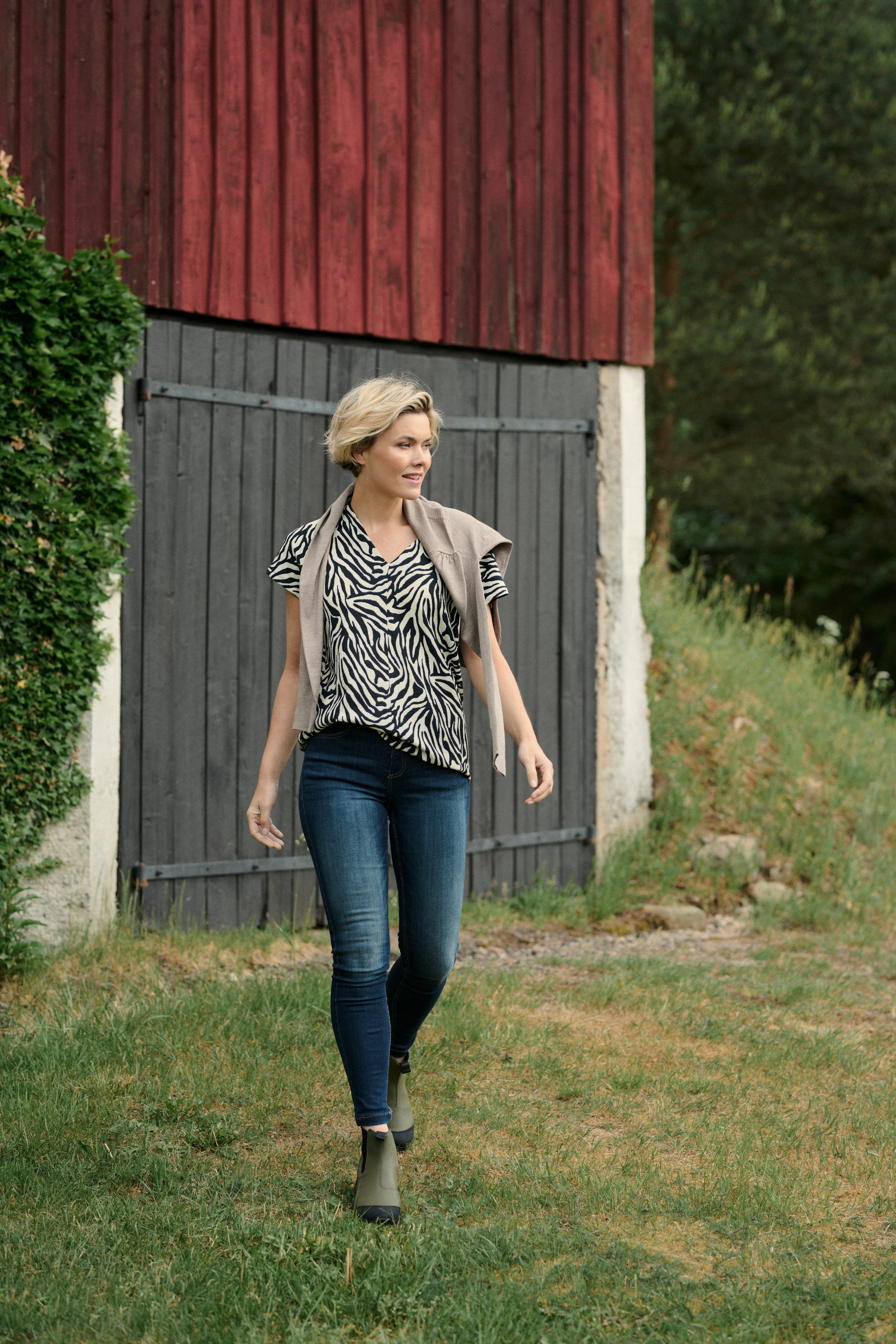 BPhanna Blouse LOCATION NONE 10590727-106502B