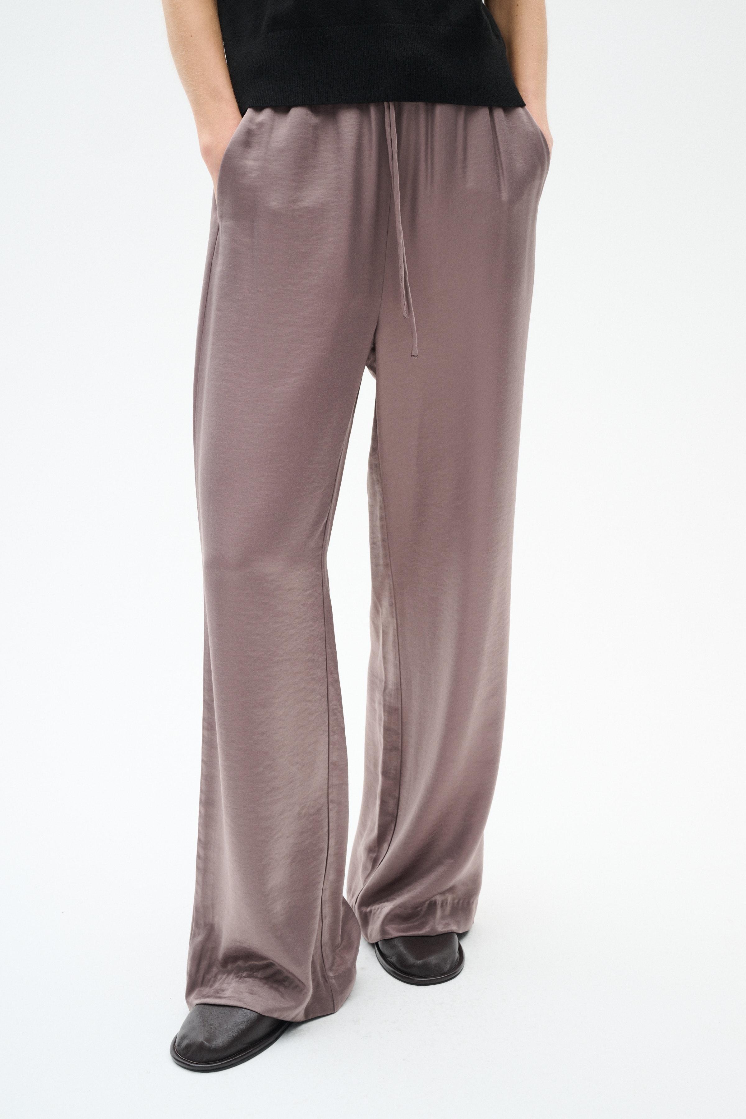 CelenaIW Trousers LOOKBOOK FRONT 30110239-181306