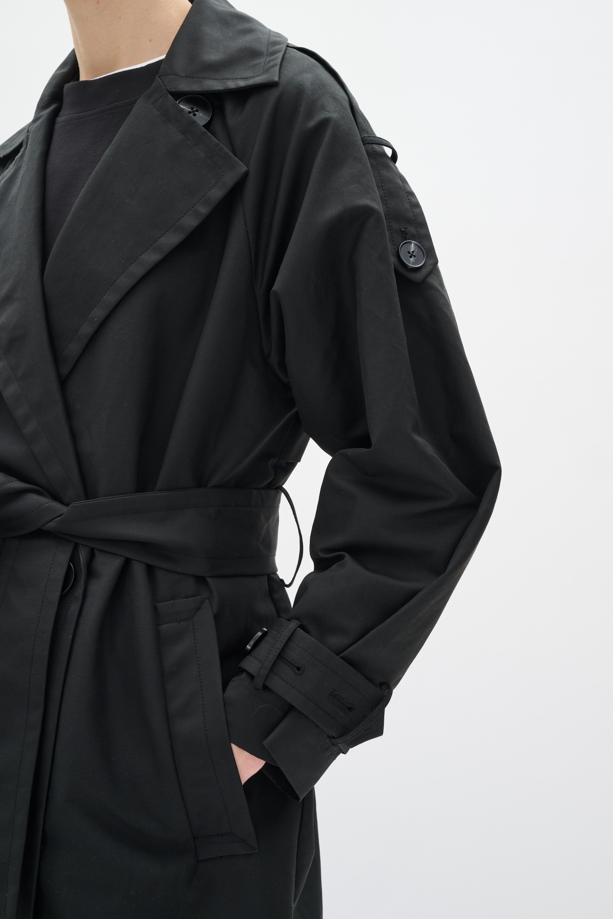 ToiniIW TrenchCoat LOOKBOOK DETAIL 30109027-194008