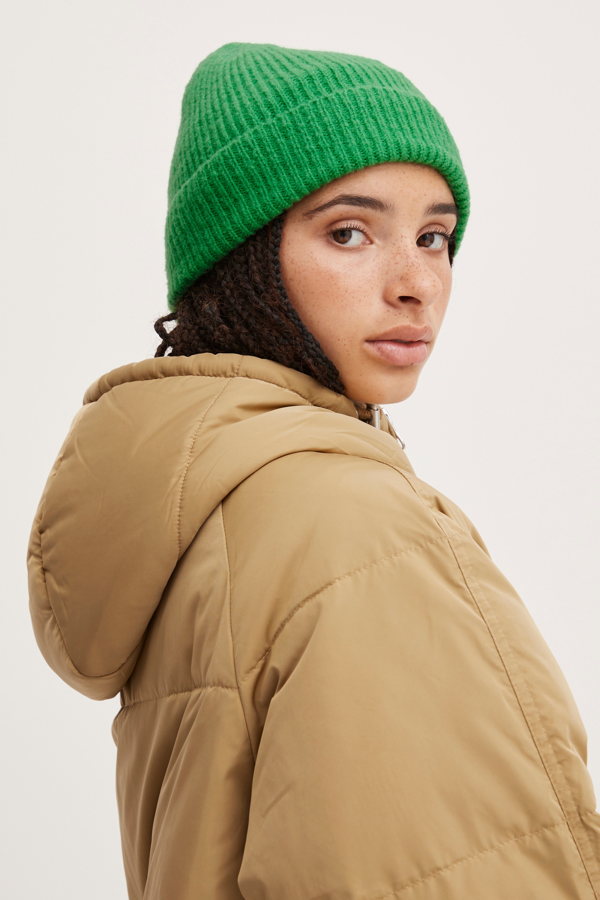 IAIVO Hatt LOOKBOOK FRONT 20110525-166138