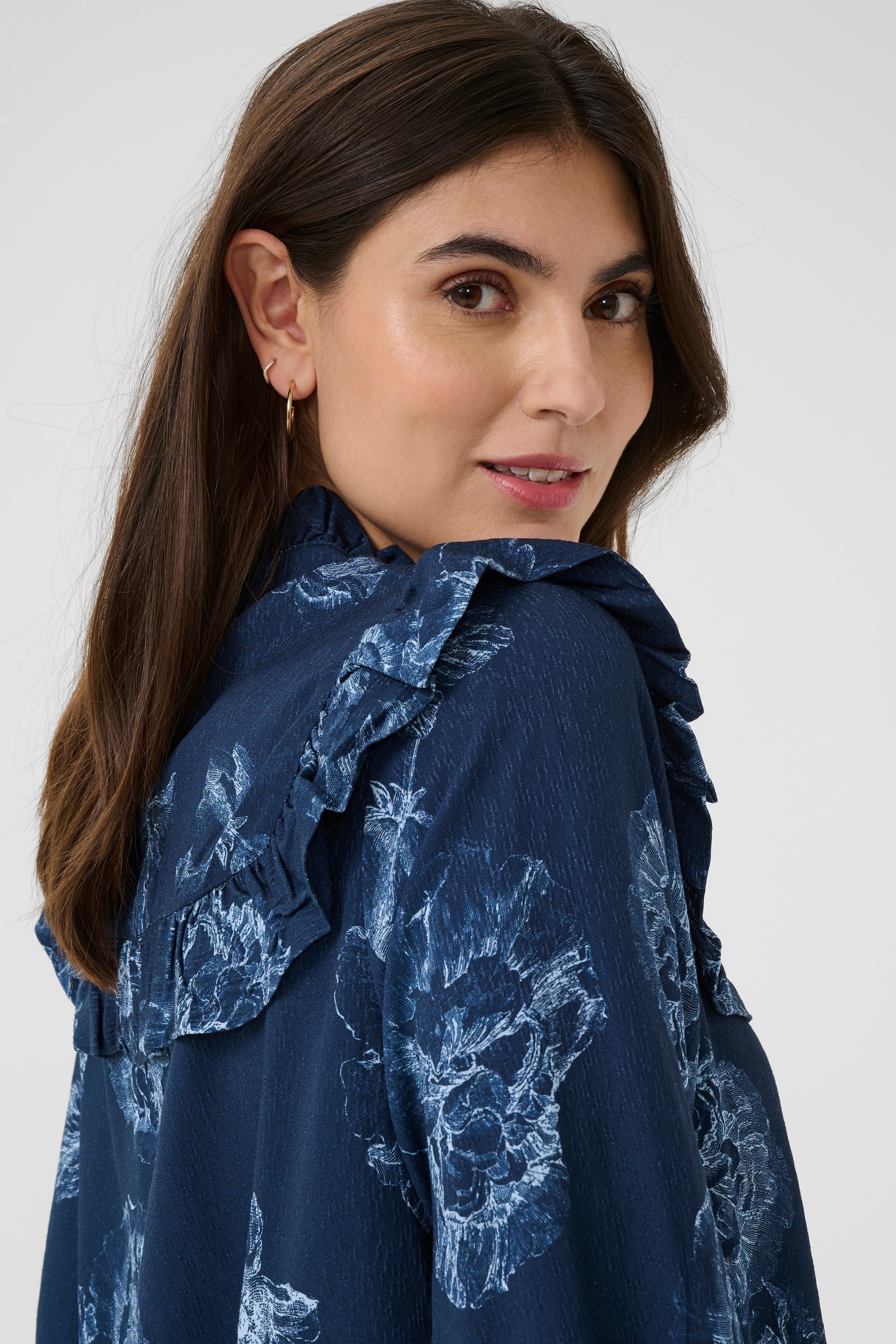 CUalexa Blouse LOOKBOOK DETAIL 50111561-107780