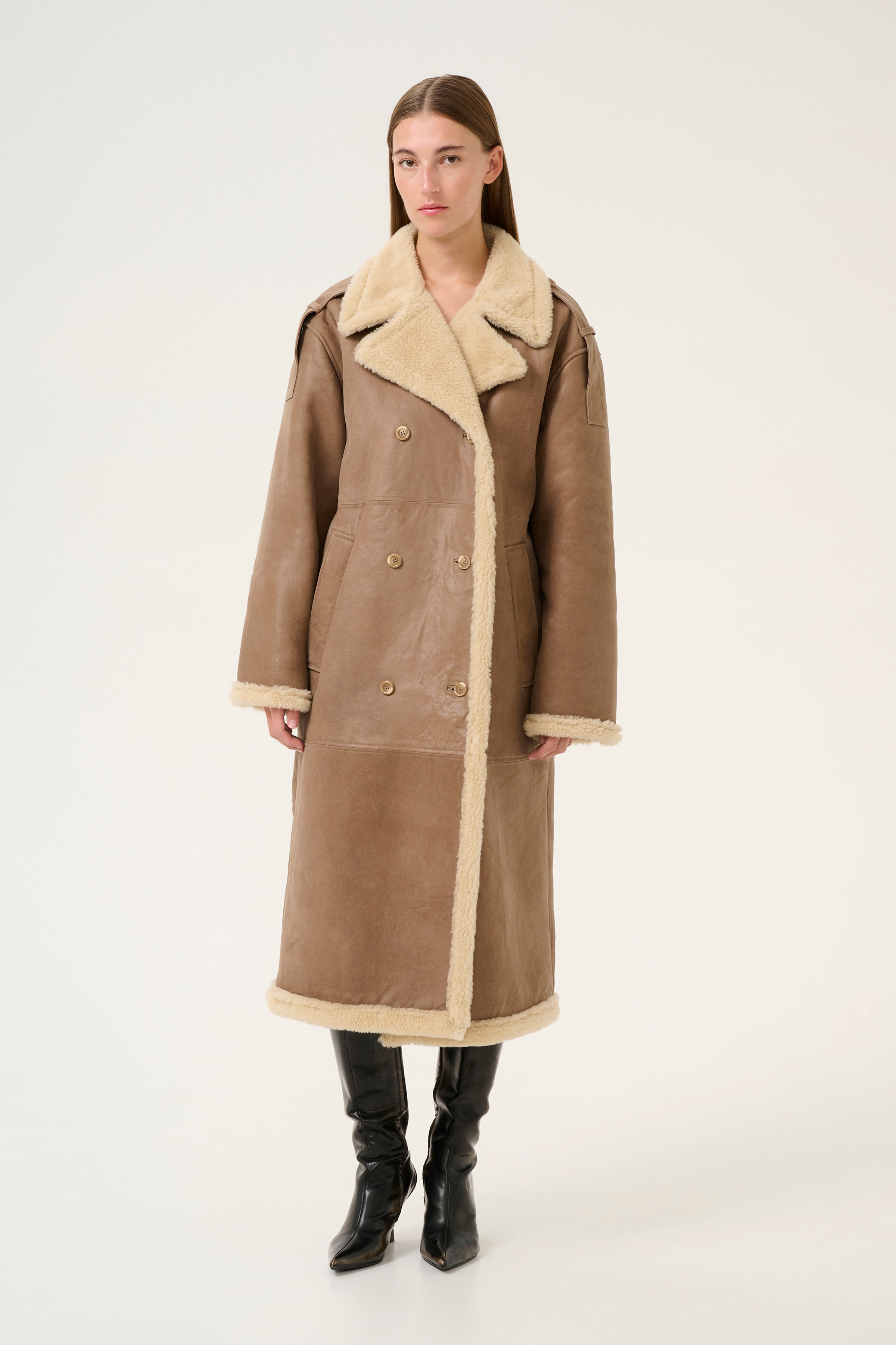 KBReio Leather coat LOOKBOOK FRONT 10105274-190809