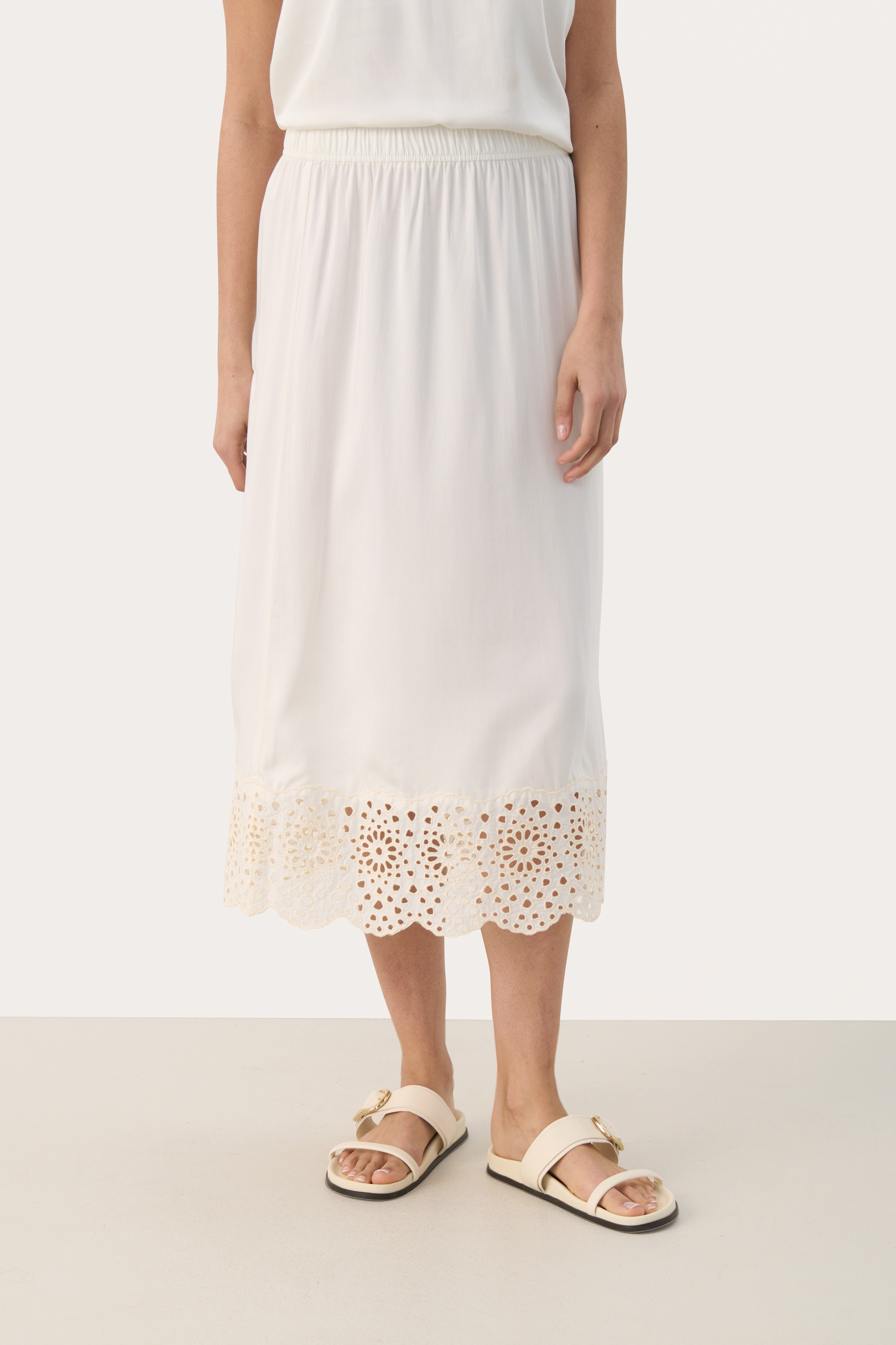 GatiniPW Spetskjol LOOKBOOK FRONT 30308629-114801