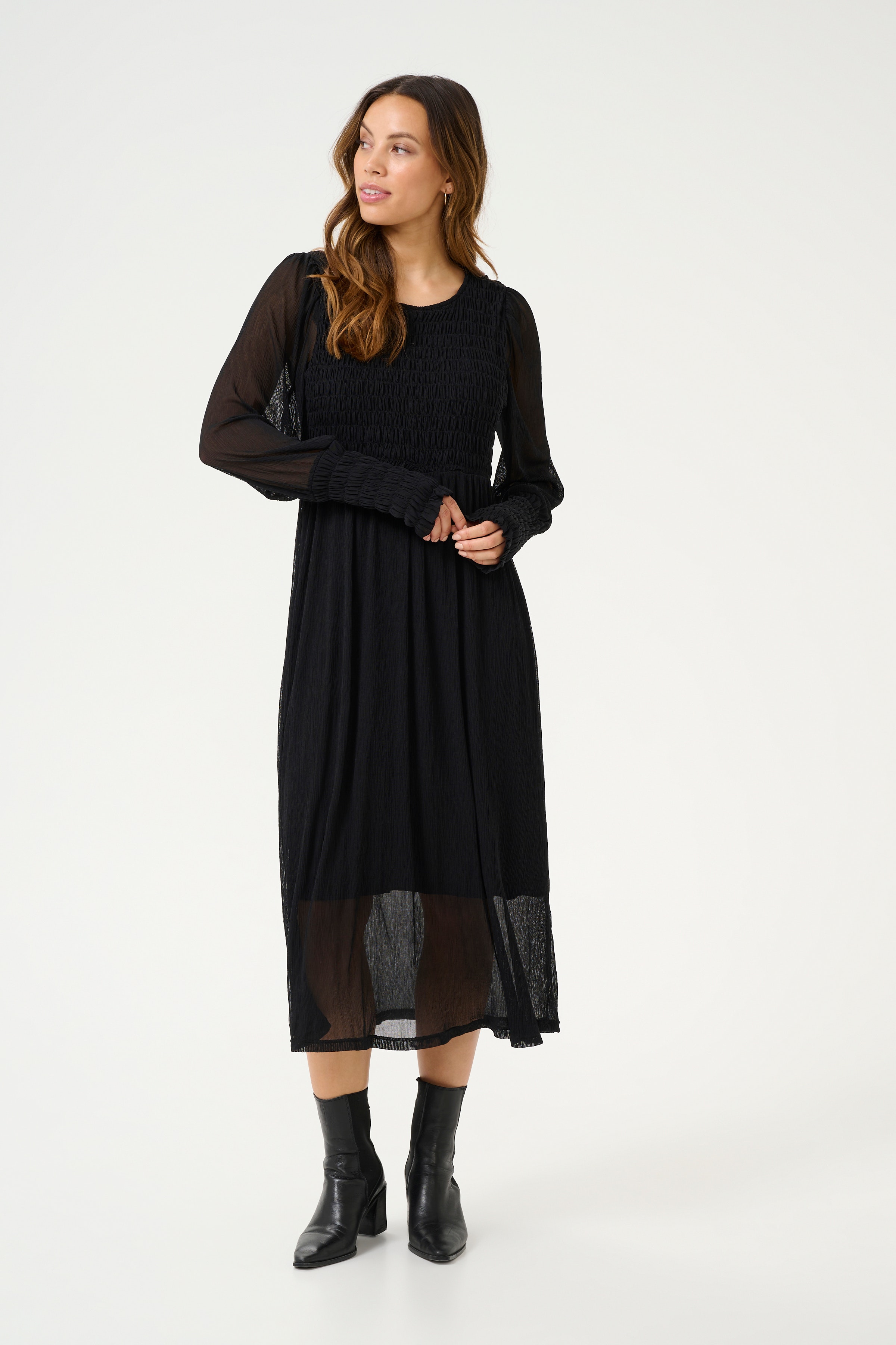 CRMaggi Robe LOOKBOOK FRONT 10613001-100120