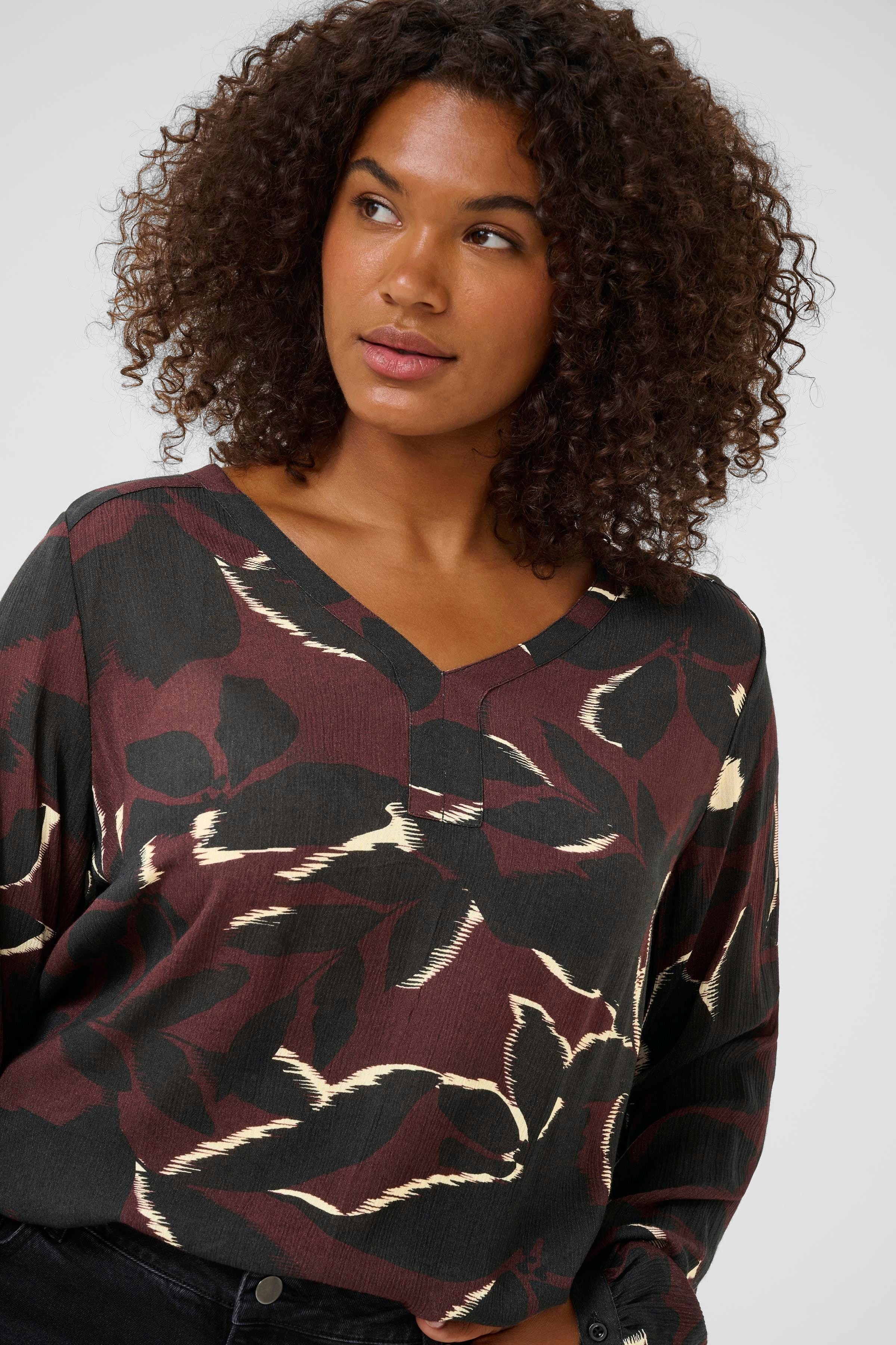 KCami Blus LOOKBOOK DETAIL 10582024-108224