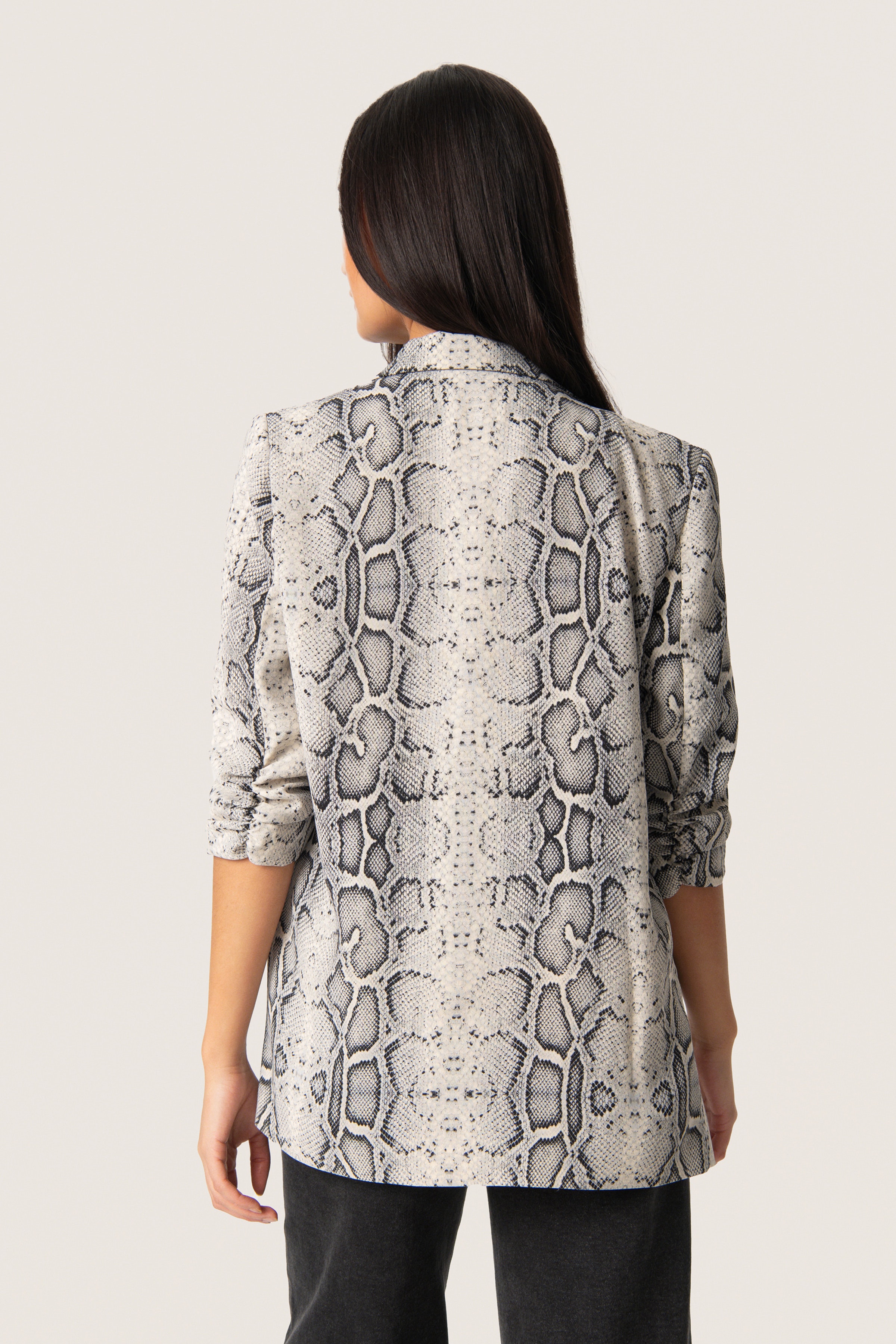 SLShirley Blazer LOOKBOOK BACK 30405041-303725
