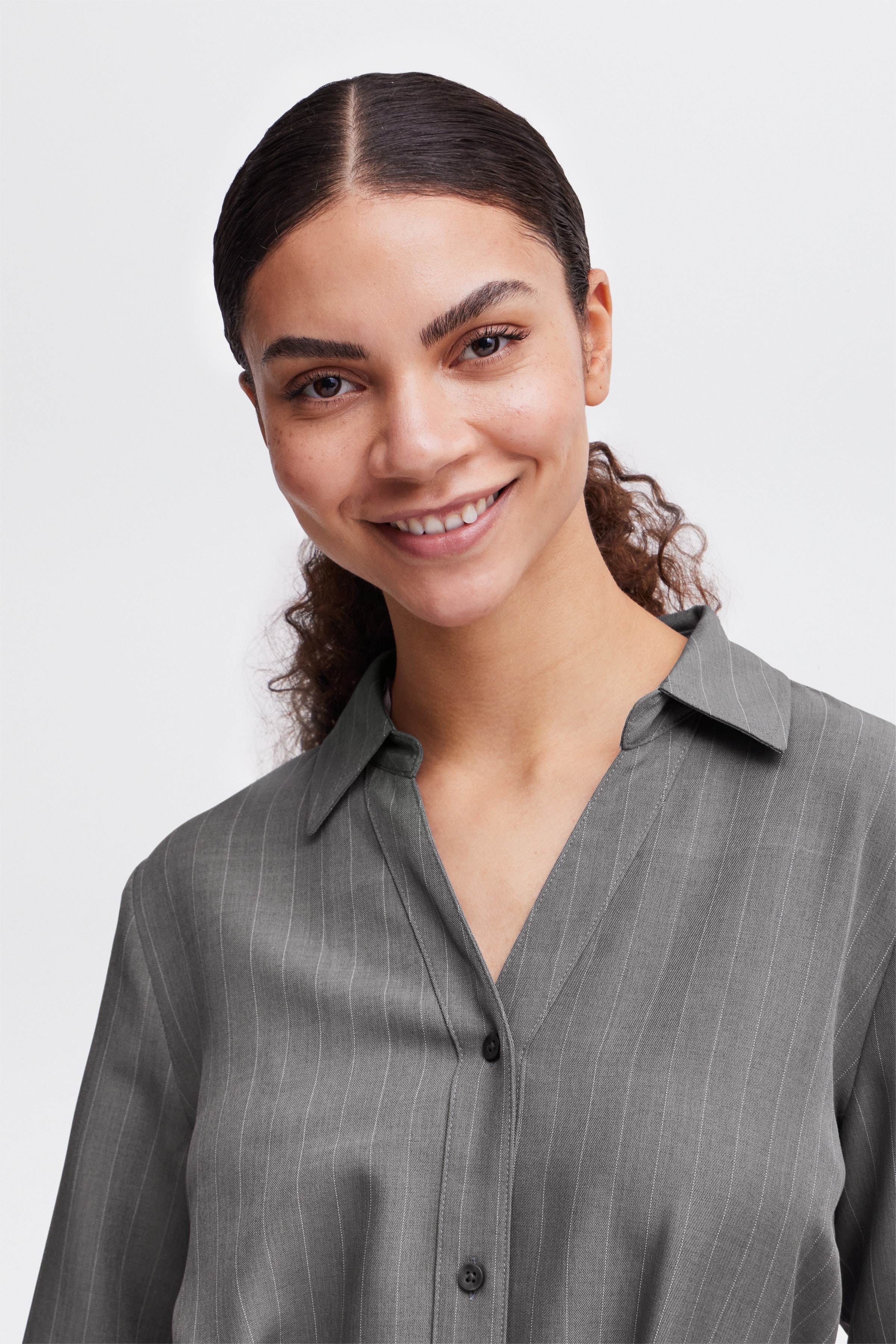 BYMMIDDE Kjole LOOKBOOK DETAIL 20815638-203923