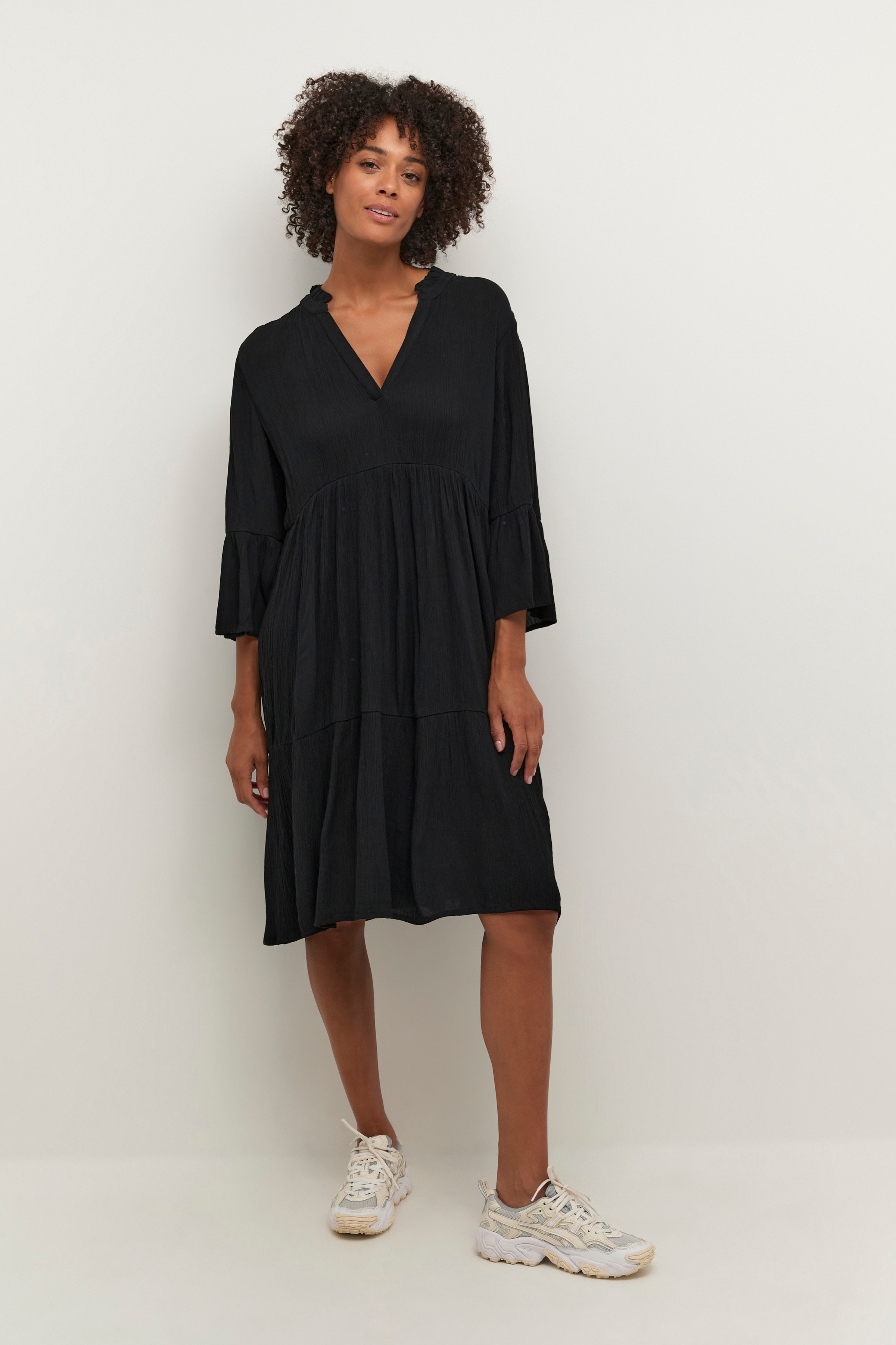 KAmarianah Kleid LOOKBOOK FRONT 10506685-100121