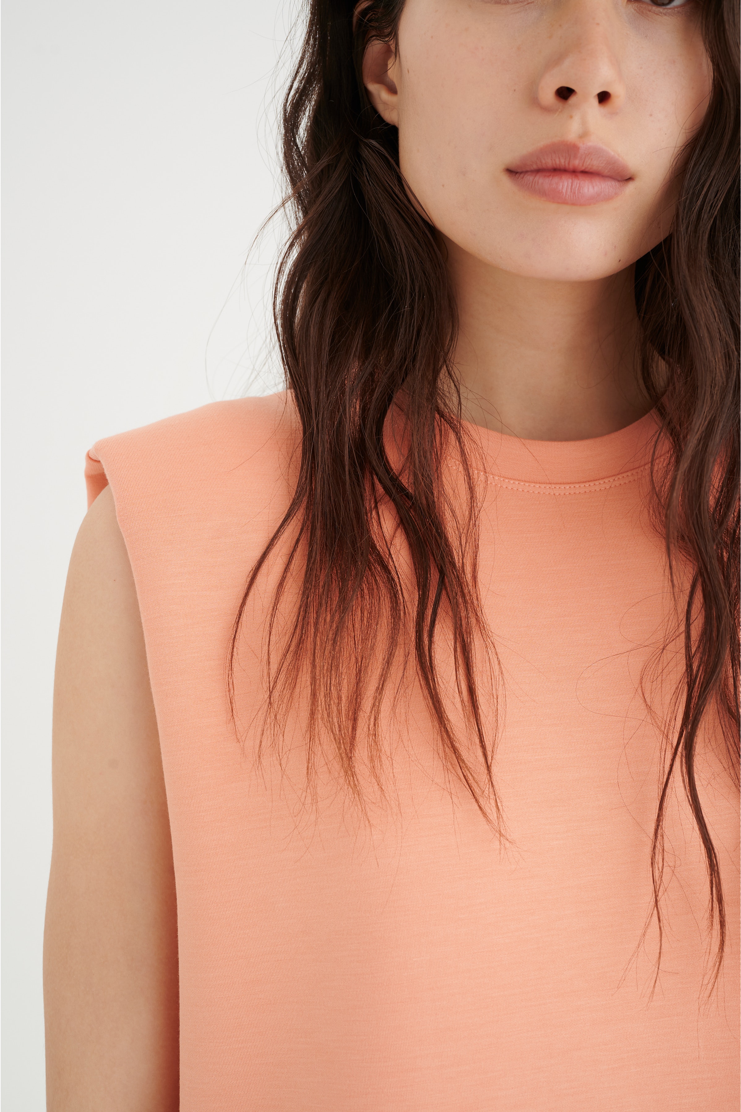 IssaIW Top LOOKBOOK DETAIL 30107160-151331