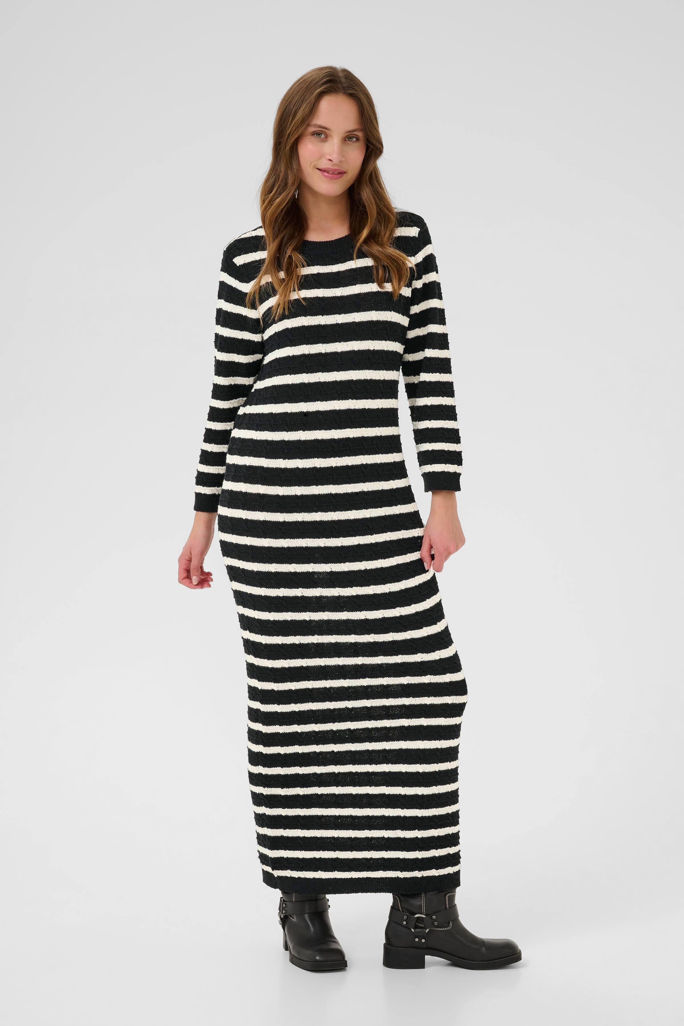 CUursula Dress LOOKBOOK FRONT 50112062-107926