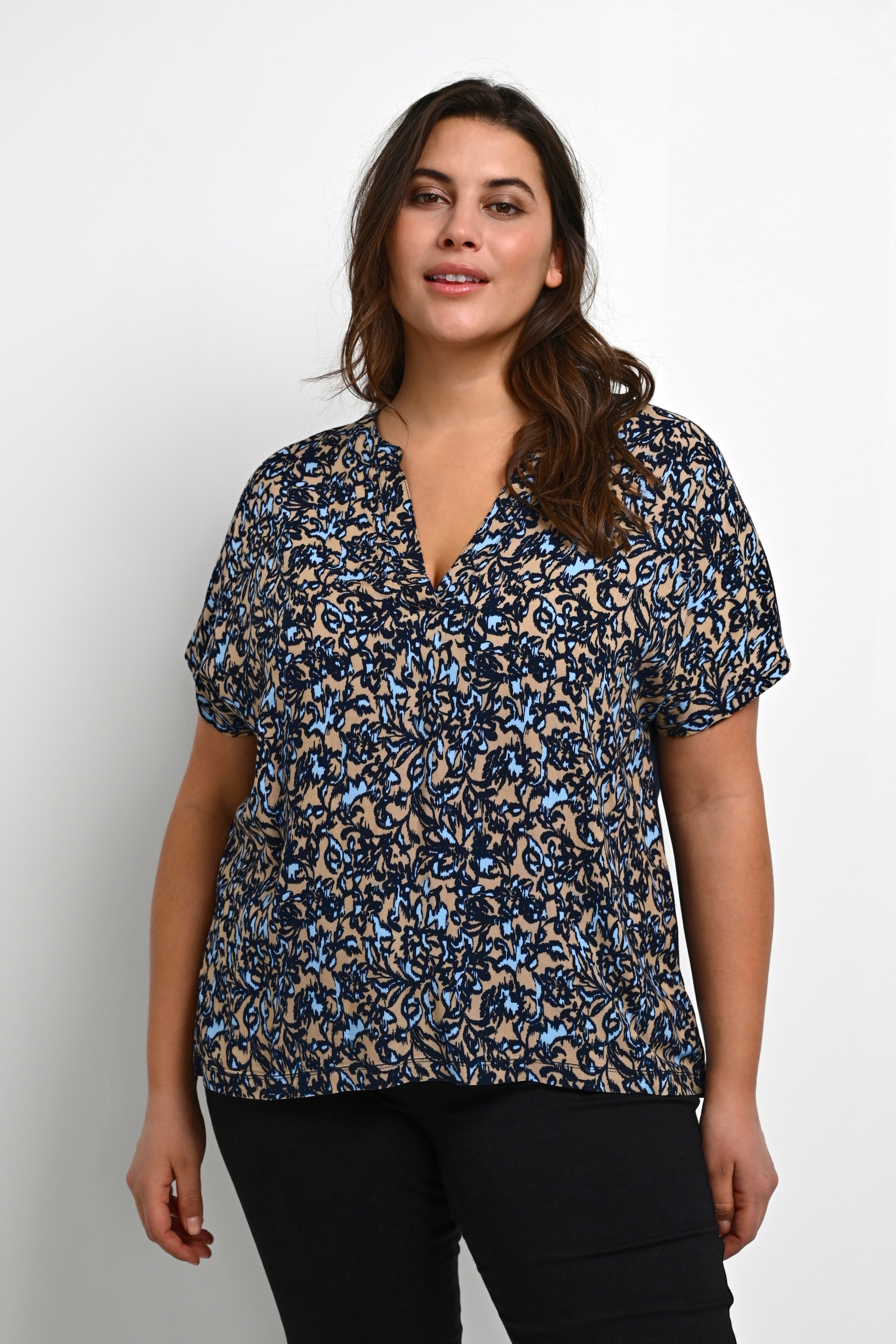 KCmatina Top LOOKBOOK FRONT 10580866-102643