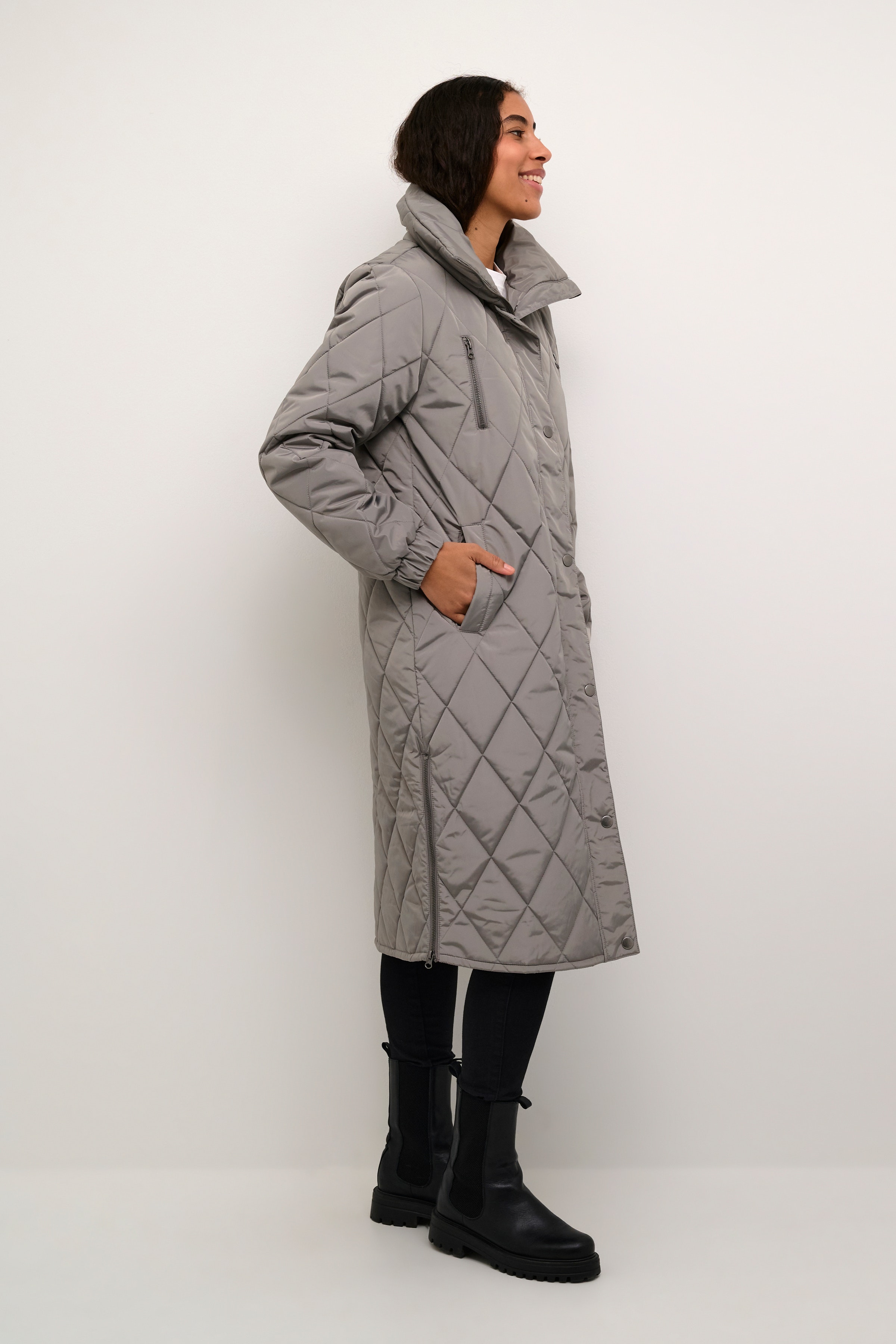 KAlindsay Quilted Jacket LOOKBOOK FRONT 10507667-171500