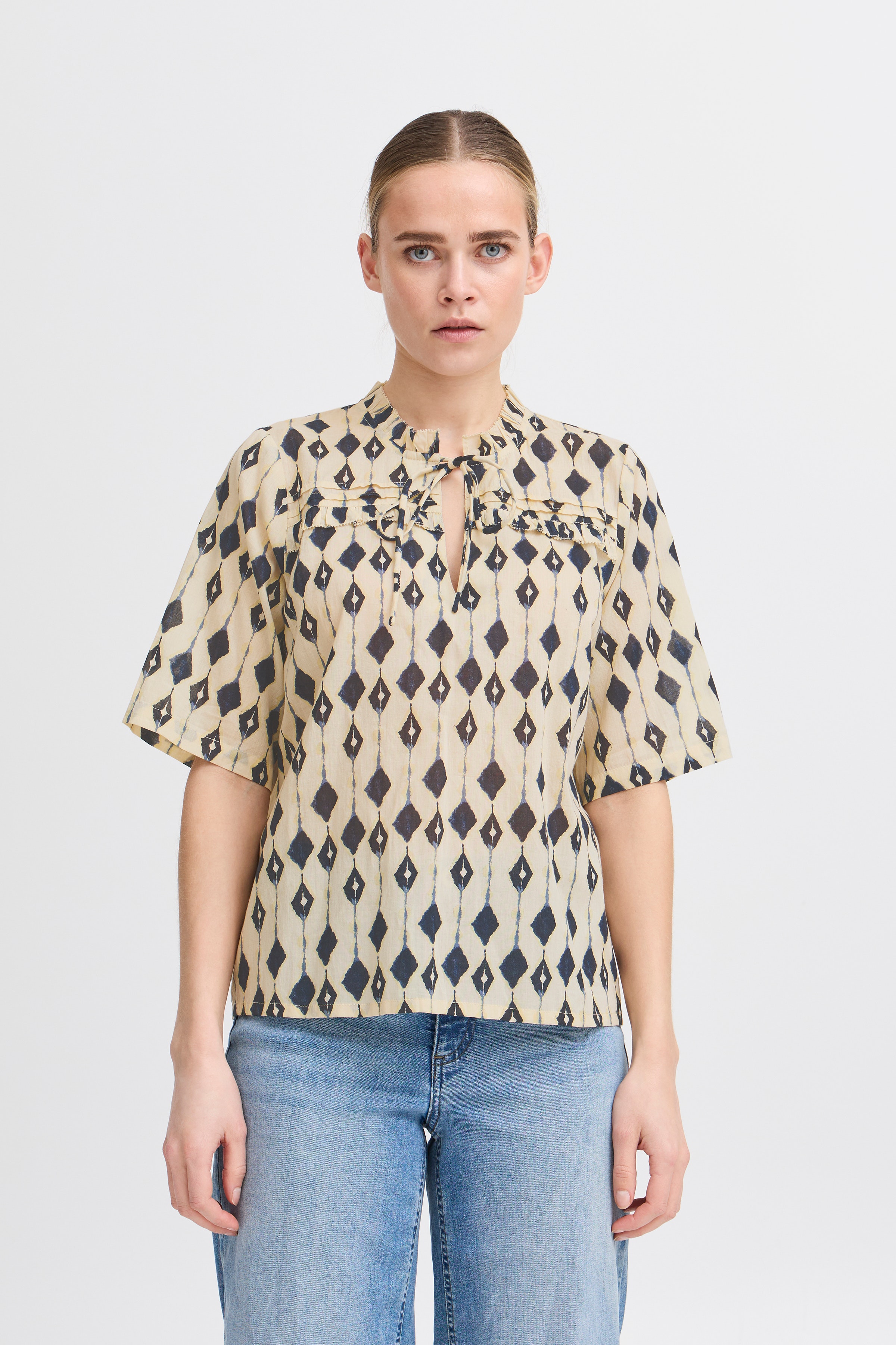 IHEMMERETTA Blouse with short sleeve LOOKBOOK FRONT 20122885-204419