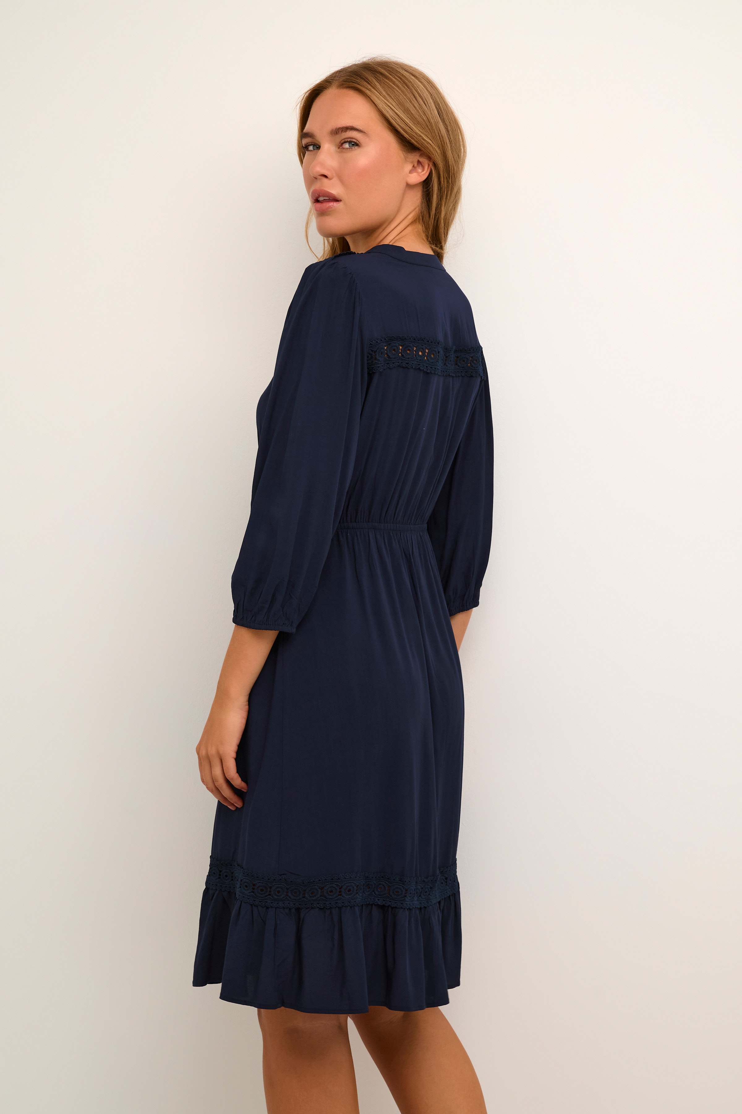 KAfreya Kjole LOOKBOOK BACK 10507544-194020