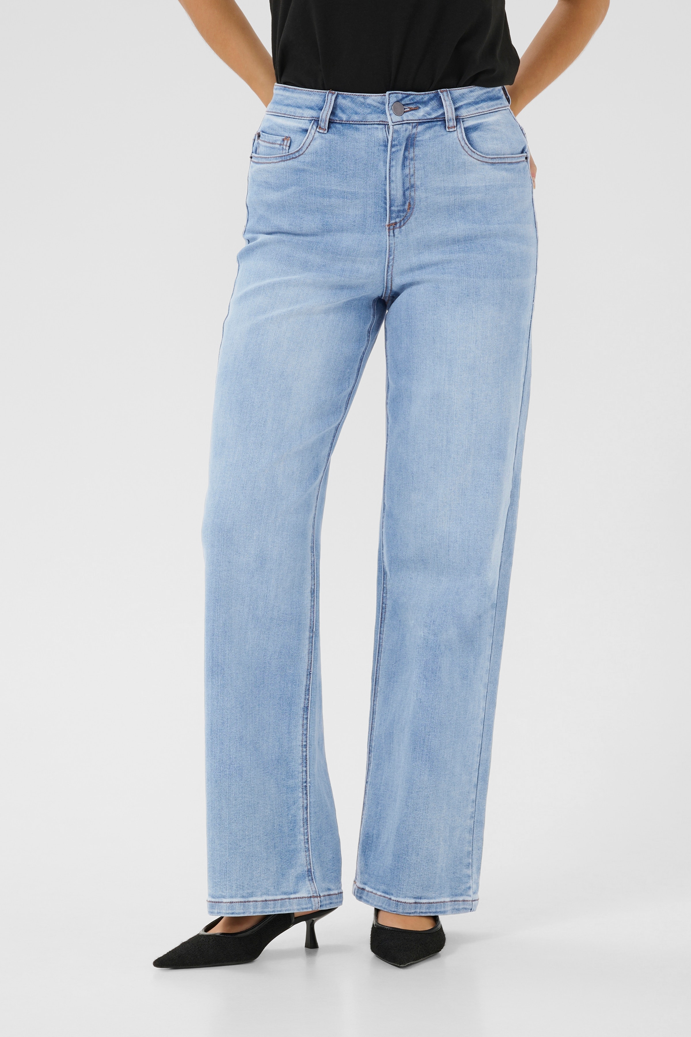 KAsinem Straight Jeans LOOKBOOK FRONT 10509518-101012
