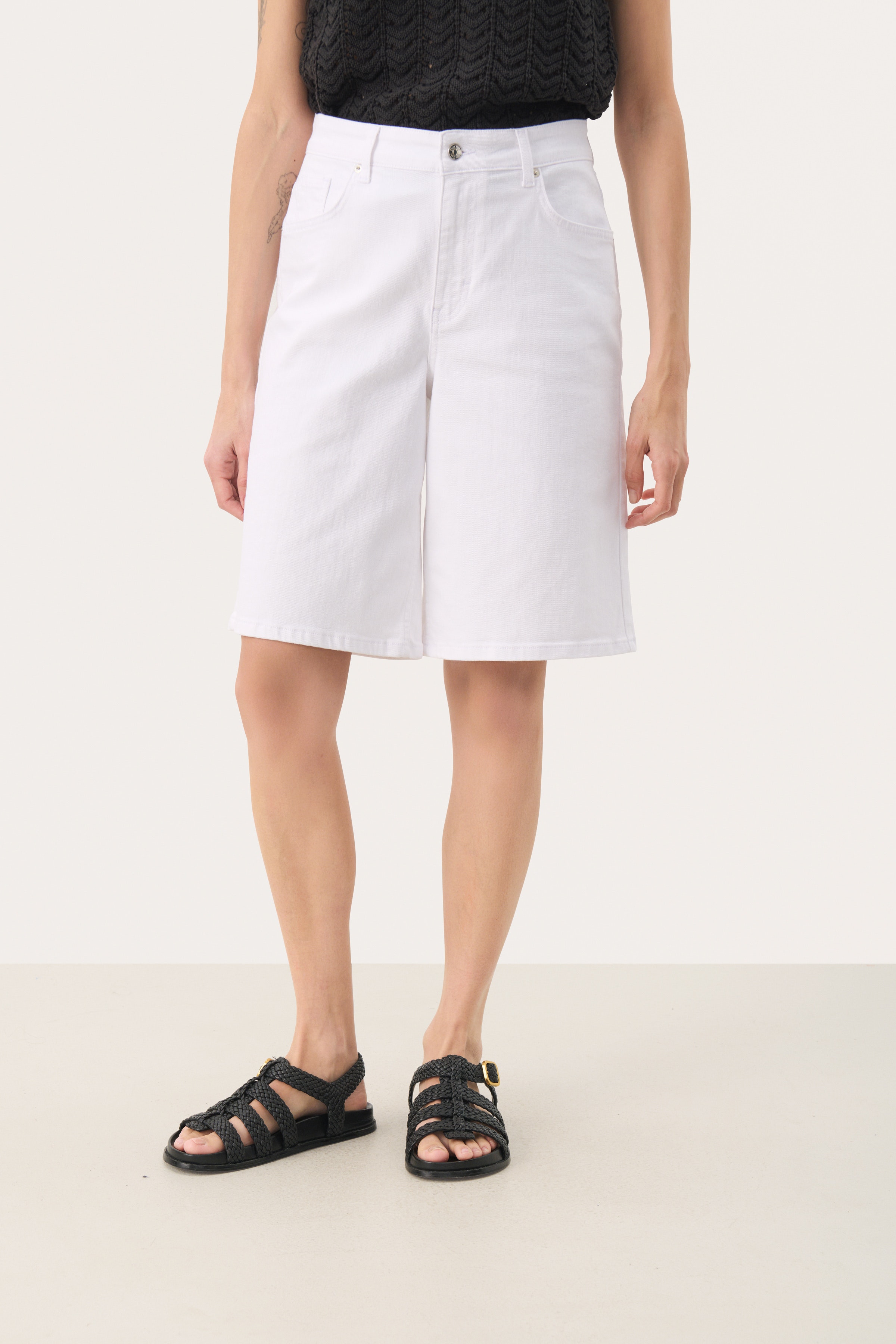 RafaellaPW Shorts LOOKBOOK FRONT 30309598-110601