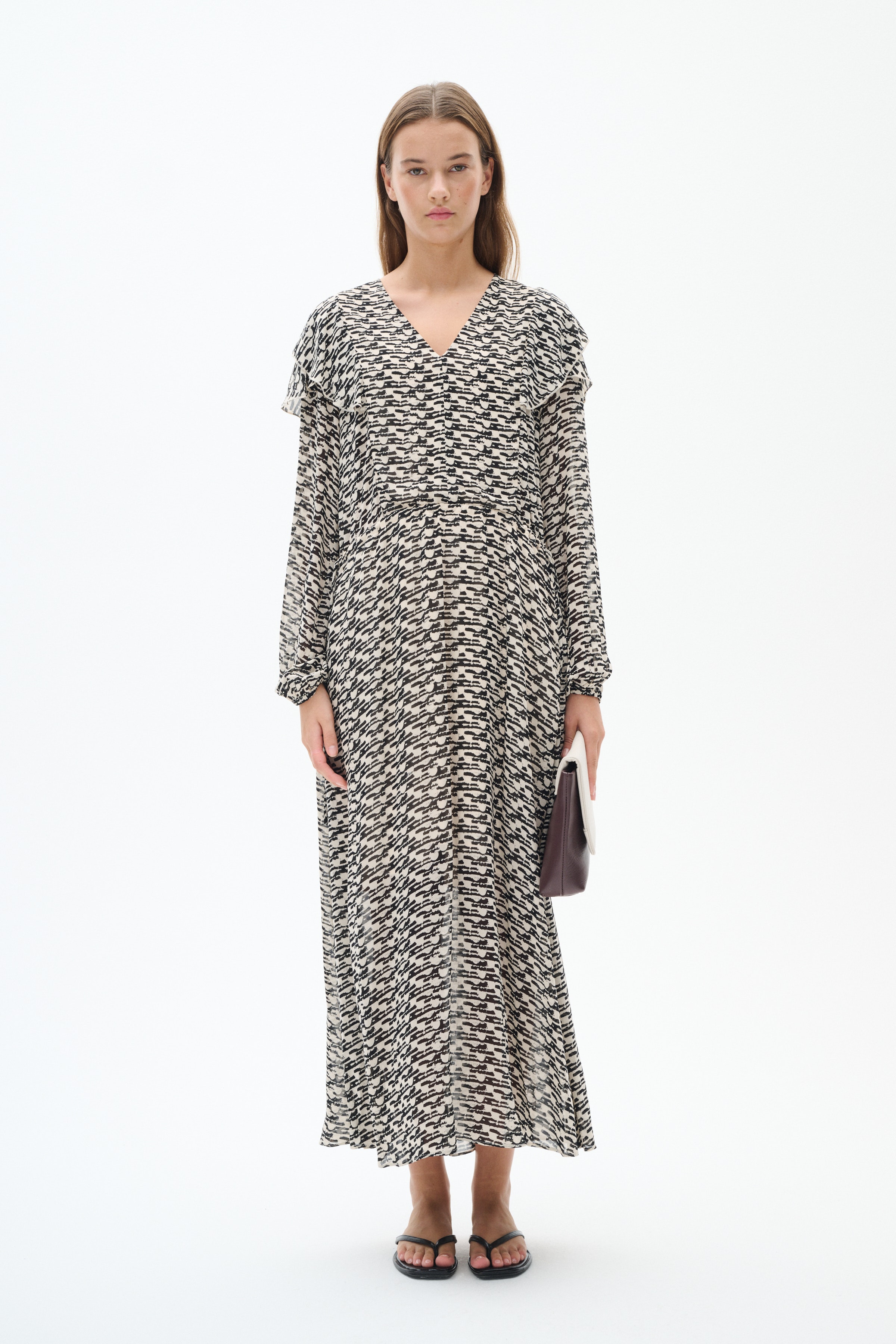 CessieIW Kjole LOOKBOOK FRONT 30110249-303575