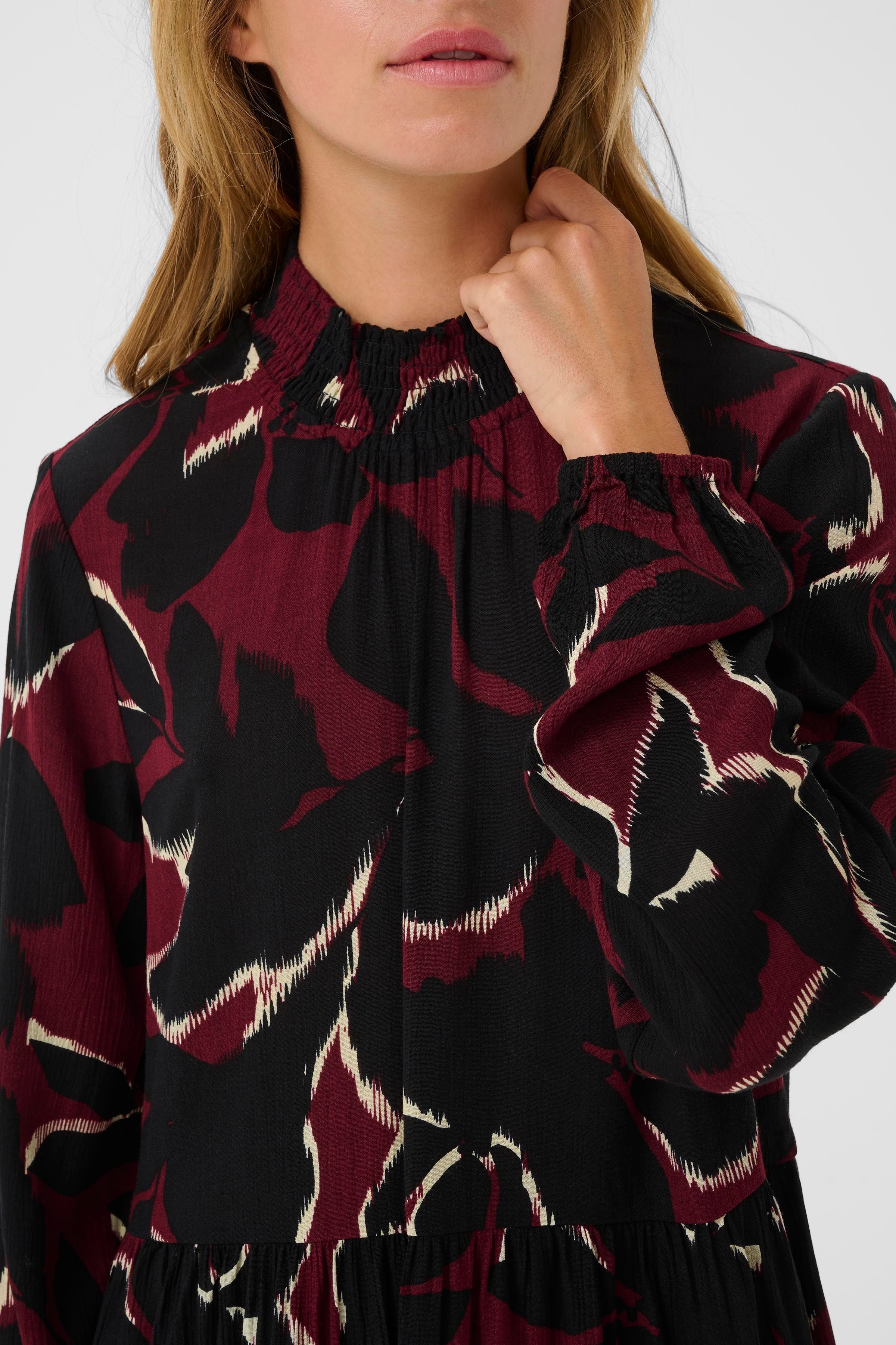 KAlinda Kjole LOOKBOOK DETAIL 10510741-108224
