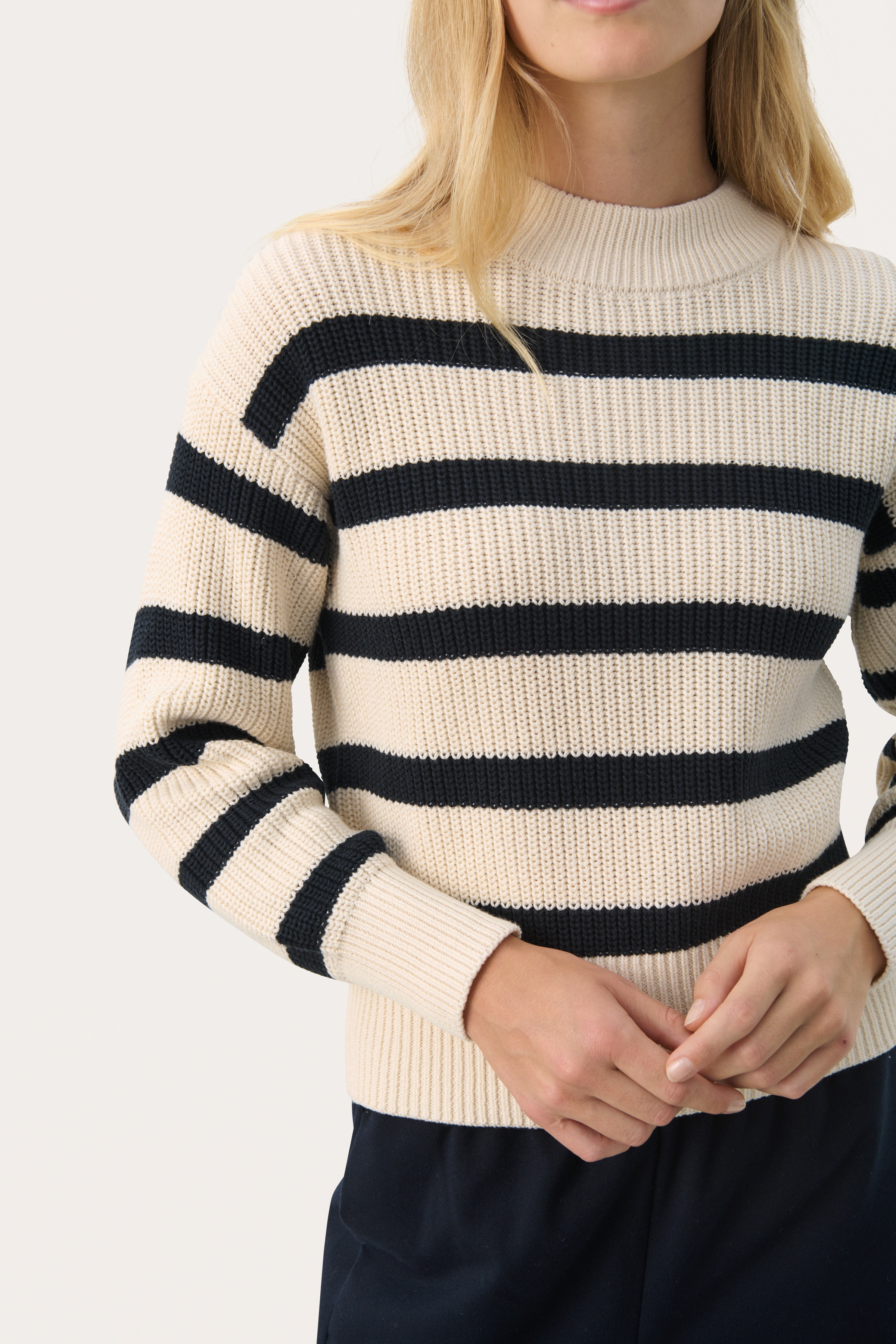 RetaPW Knitted sweater LOOKBOOK DETAIL 30307078-303523